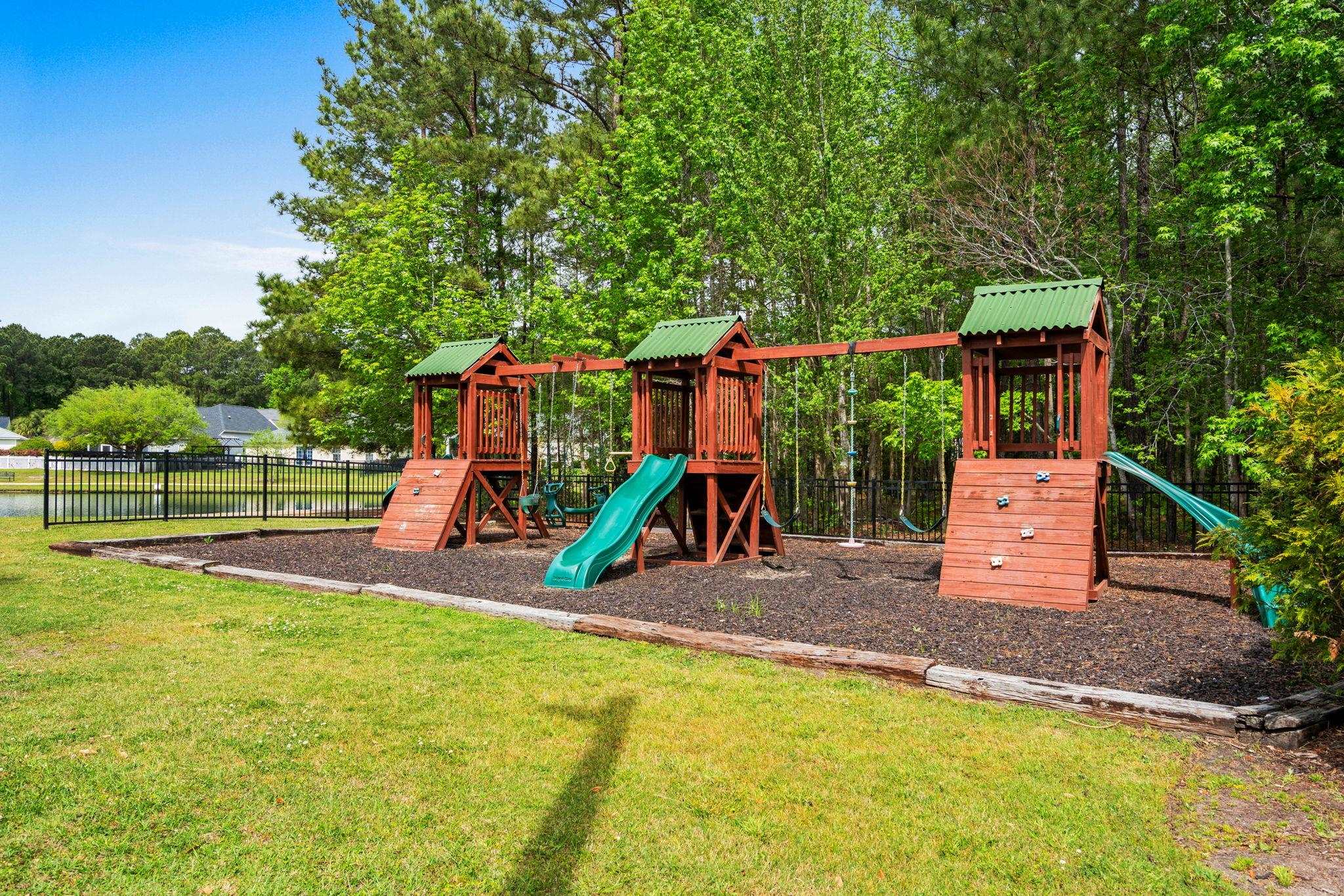 2620334 | Photo 35