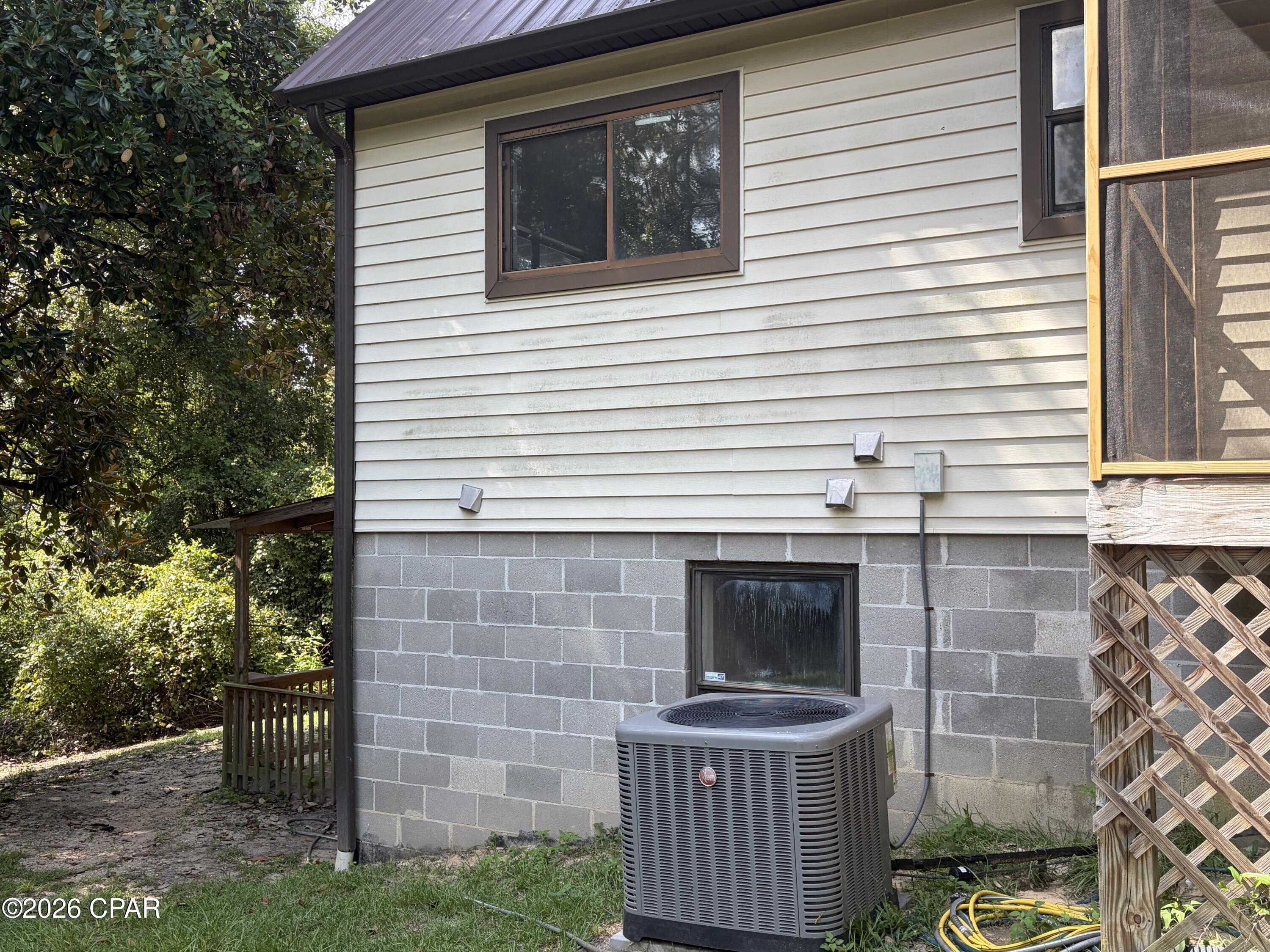 5th image of 1029 Putnam Ave, Alford, FL 32420 | MLS# 794211