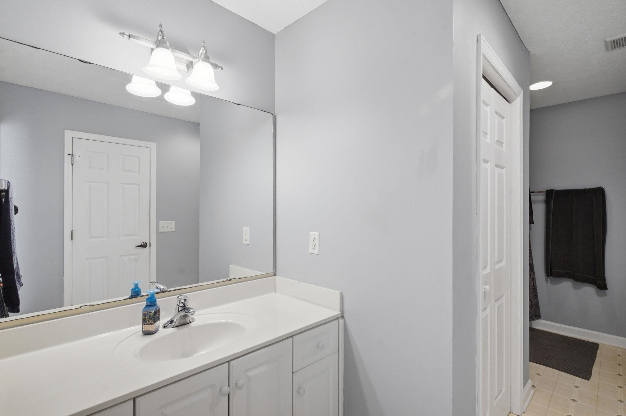 2620382 | Photo 28