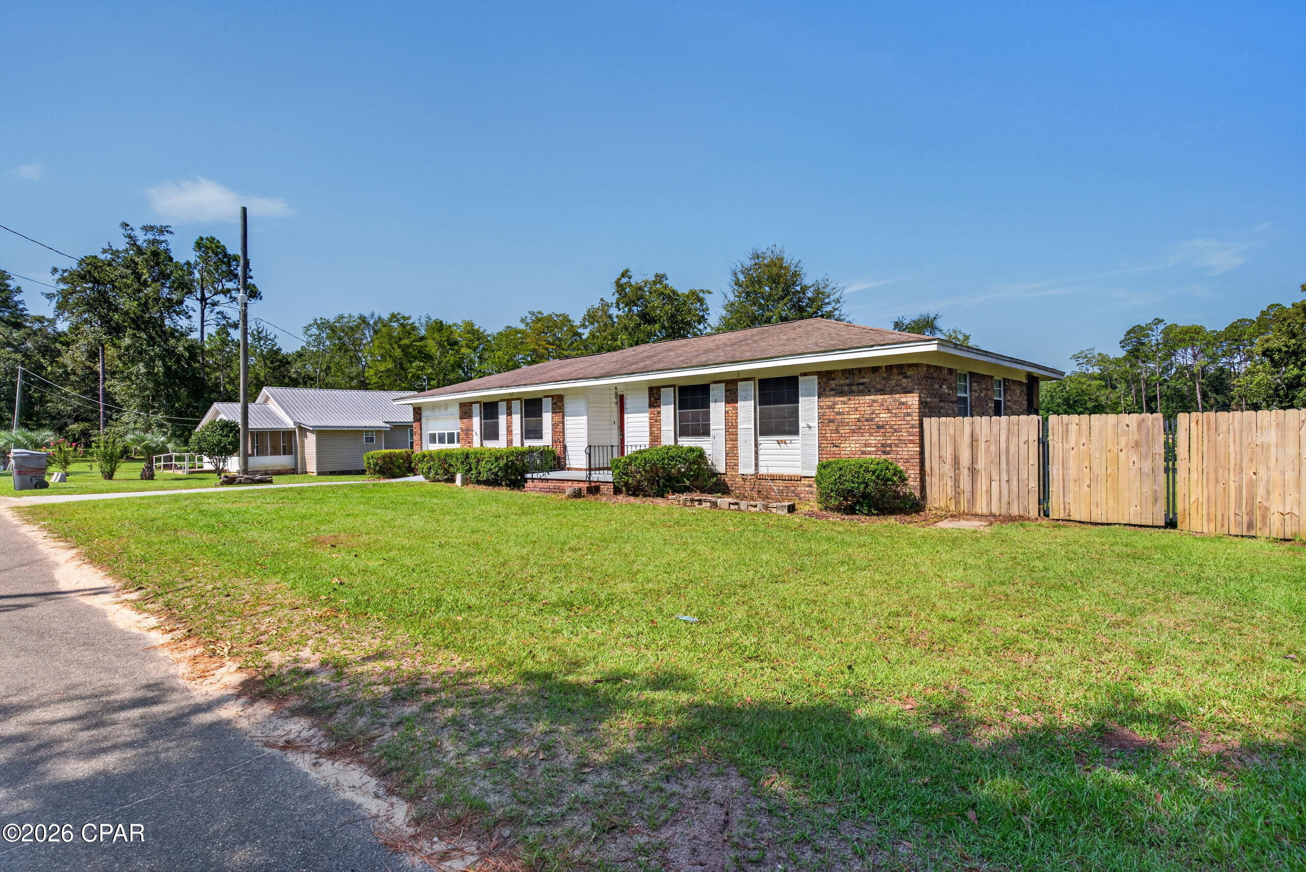 Photo 3 of Single family home for sale at 760 Brown St, Chipley, FL 32428 | MLS# 794255 | Listing updated on 2026-10-15