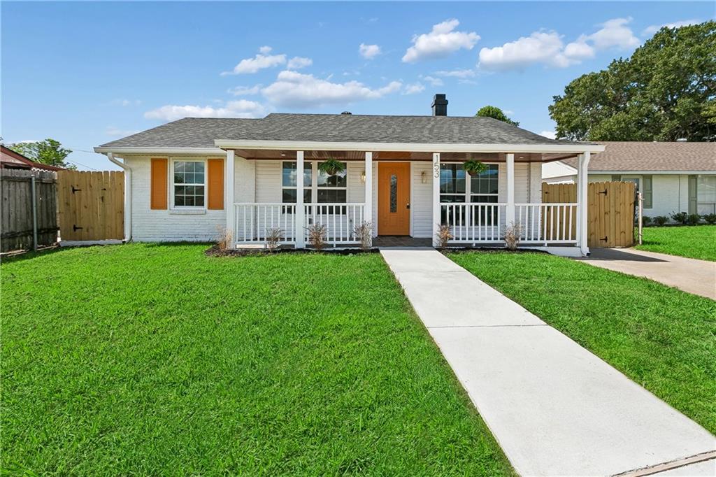 Photo 1 of Sale Pending at 153 Elaine Dr, Westwego, LA 70094 | MLS# 2573101 | Listing updated on 2026-10-18