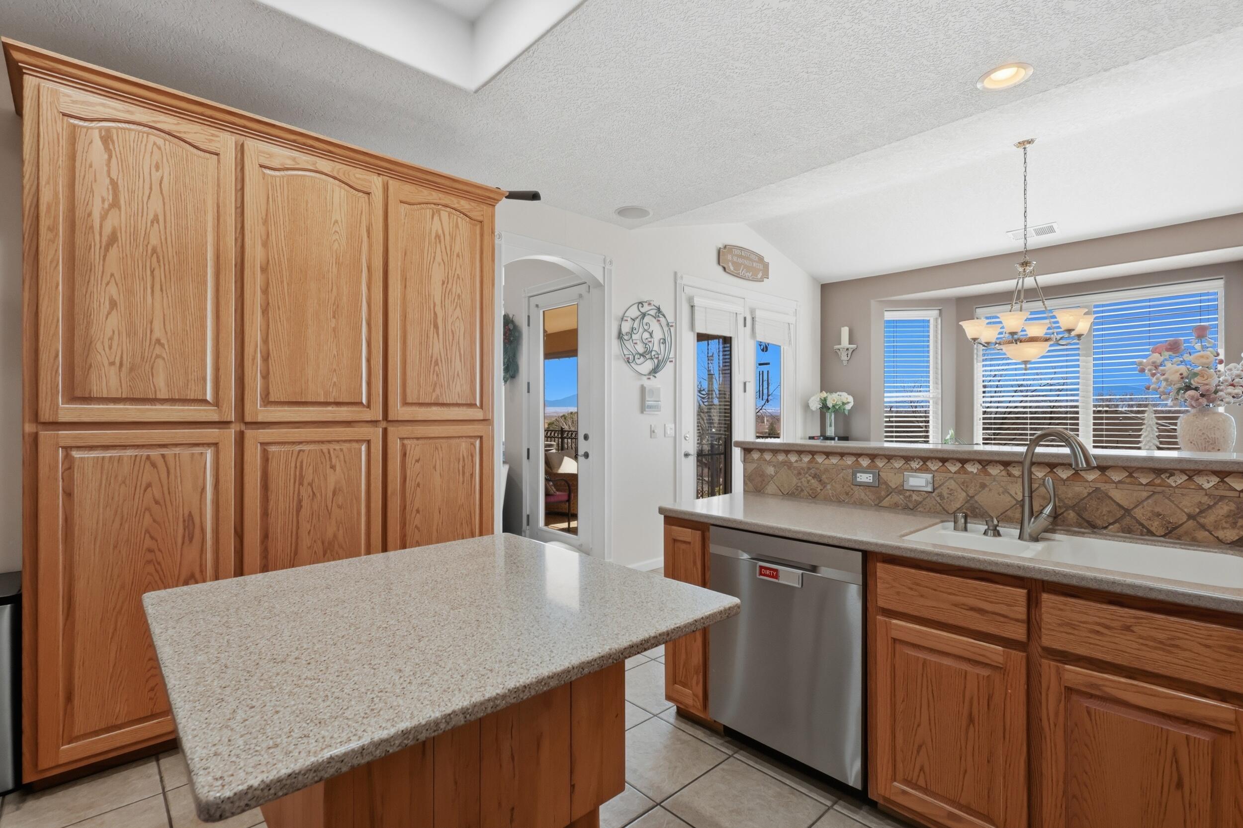 69th image of 921 Pinzon St Nw, Los Lunas, NM 87031 | MLS# 1109330
