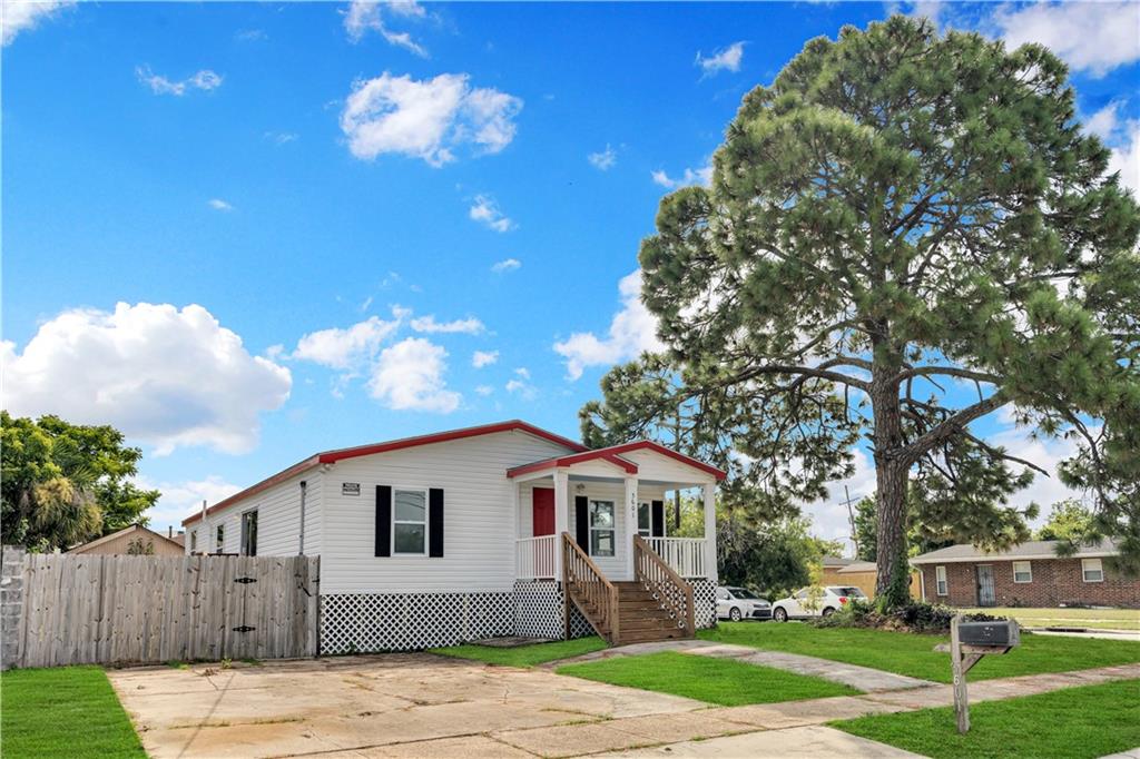 2nd image of 5601 Debore Dr, New Orleans, LA 70126 | MLS# 2572319