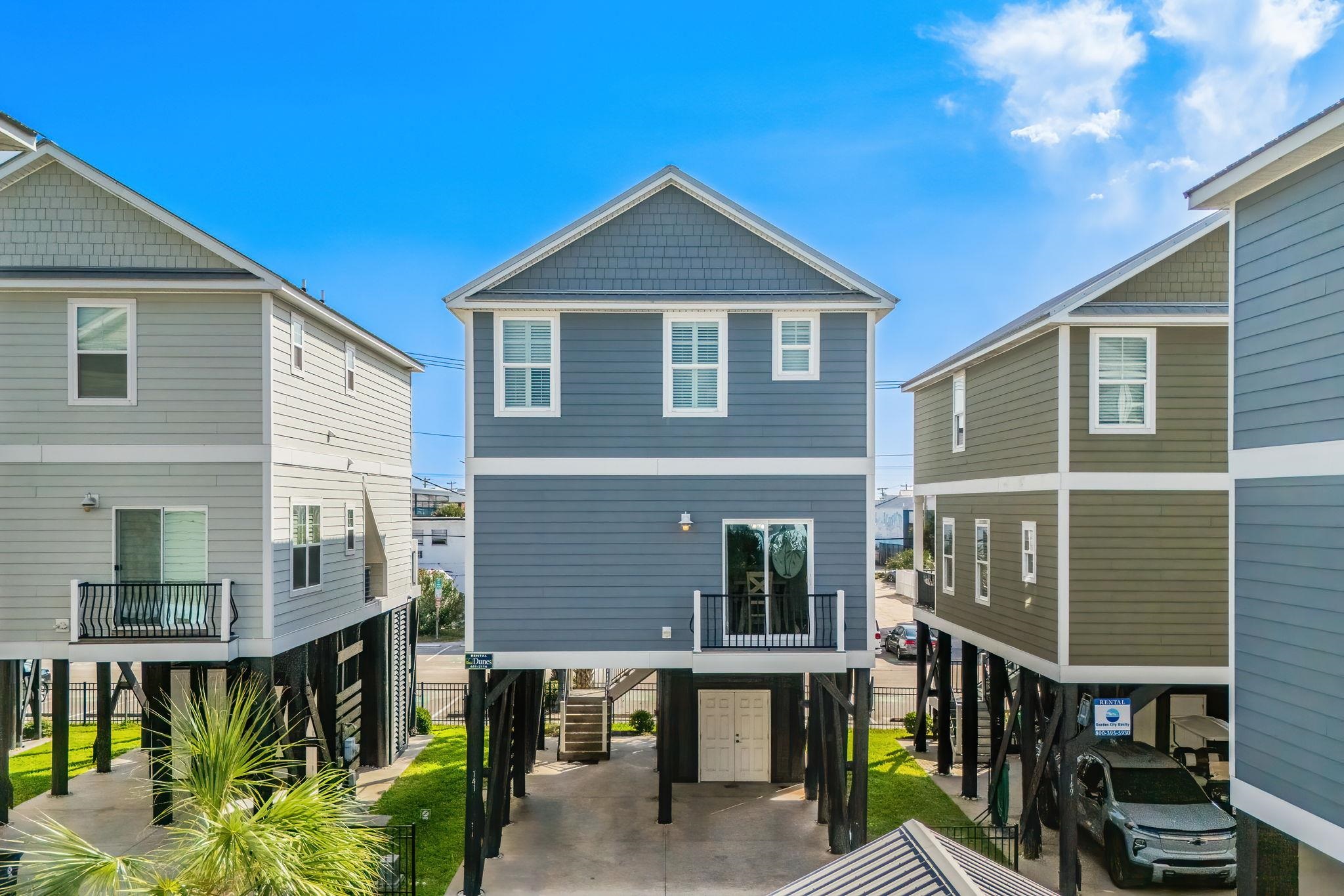 Photo 3 of Single family home for sale at 141 Garden City Retreat Dr, Garden City Beach, SC 29576 | MLS# 2620540 | Listing updated on 2026-09-21