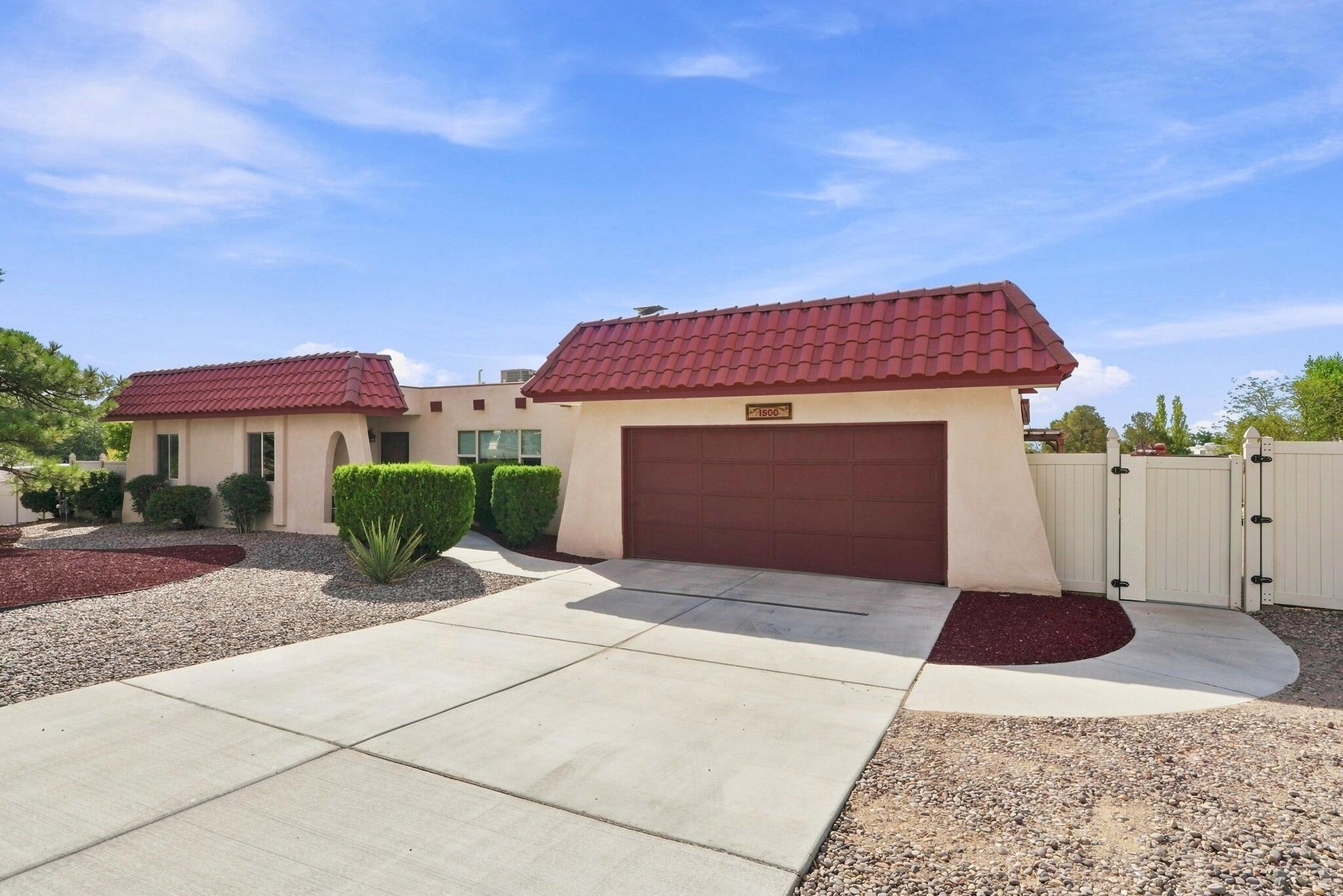 2nd image of 1500 Tulip Rd Se, Rio Rancho, NM 87124 | MLS# 1109449