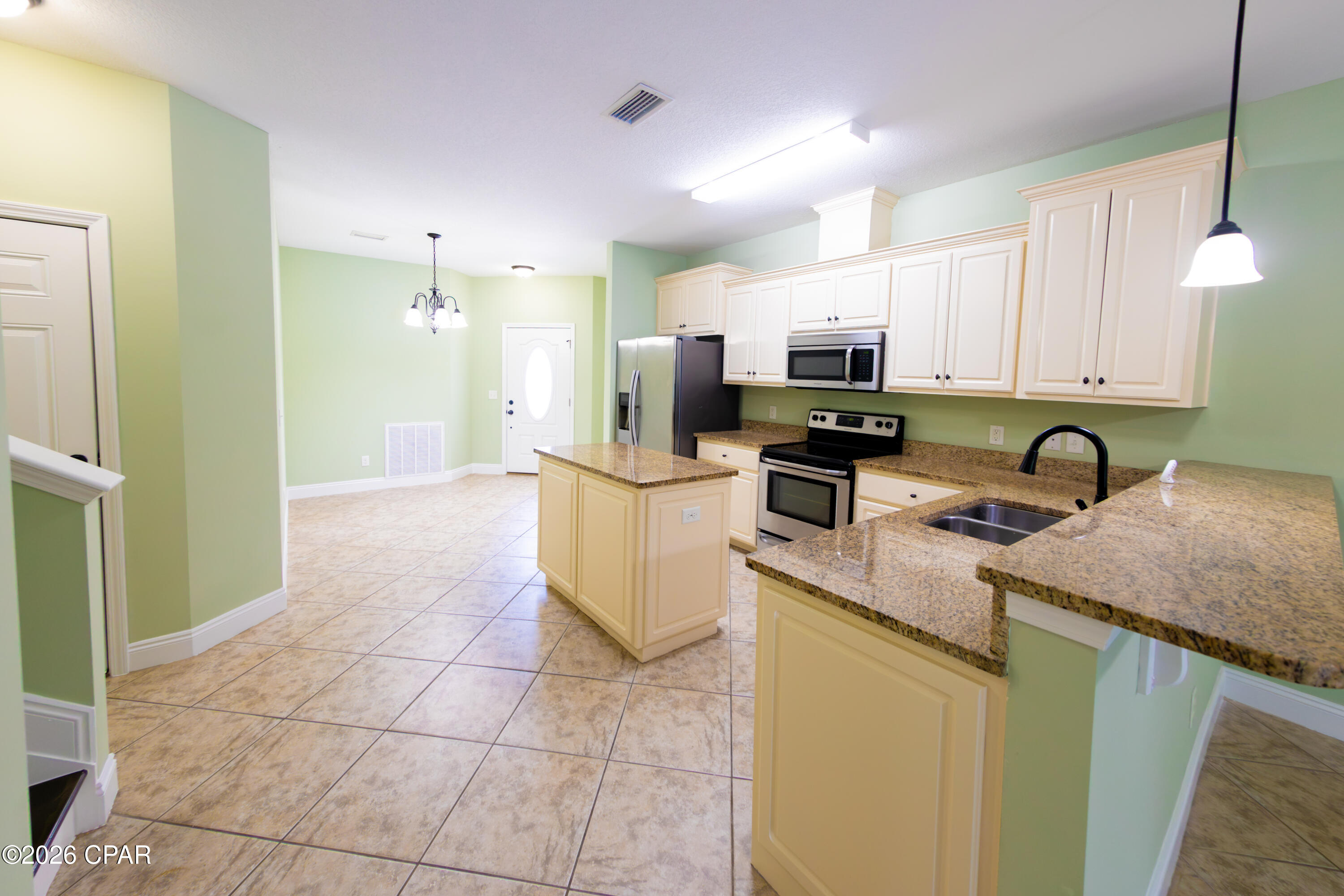 1741 Annabellas Drive, Panama City Beach, FL 32407 thumbnail, photo 9 of 34
