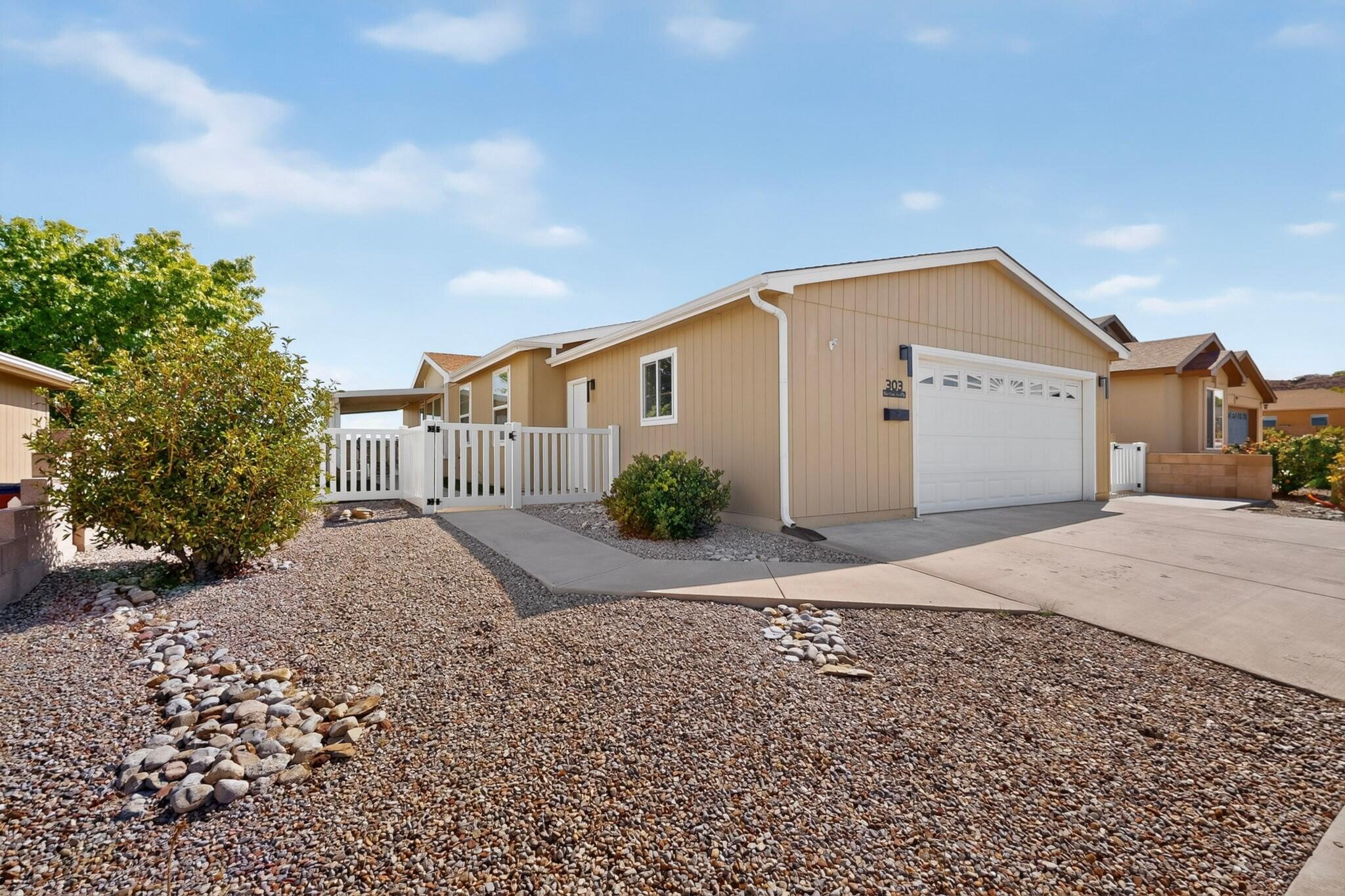 1st image of 303 Sunrise Bluffs Dr, Belen, NM 87002 | MLS# 1109480