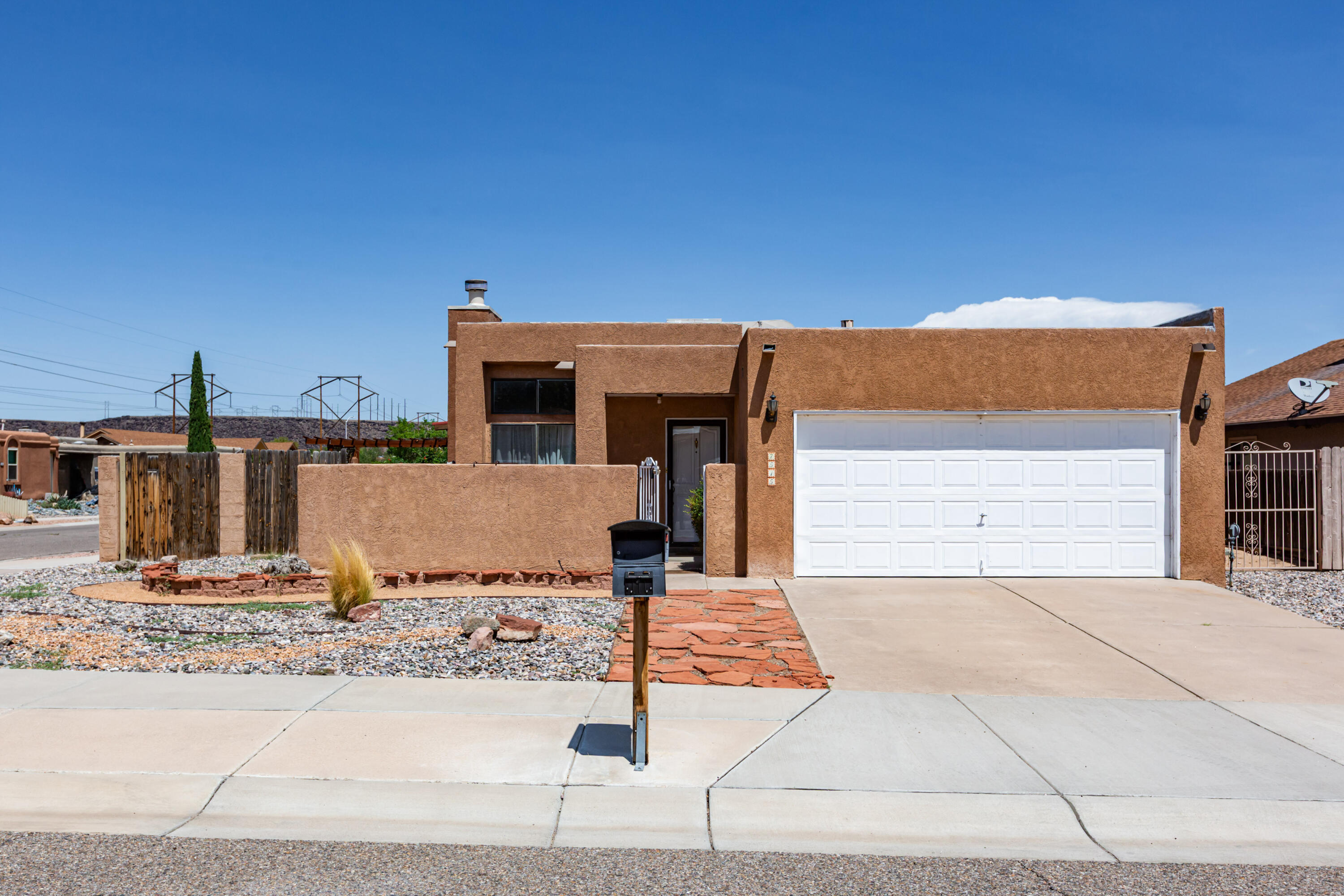1st image of 7515 Corte Plateada Nw, Albuquerque, NM 87120 | MLS# 1109484