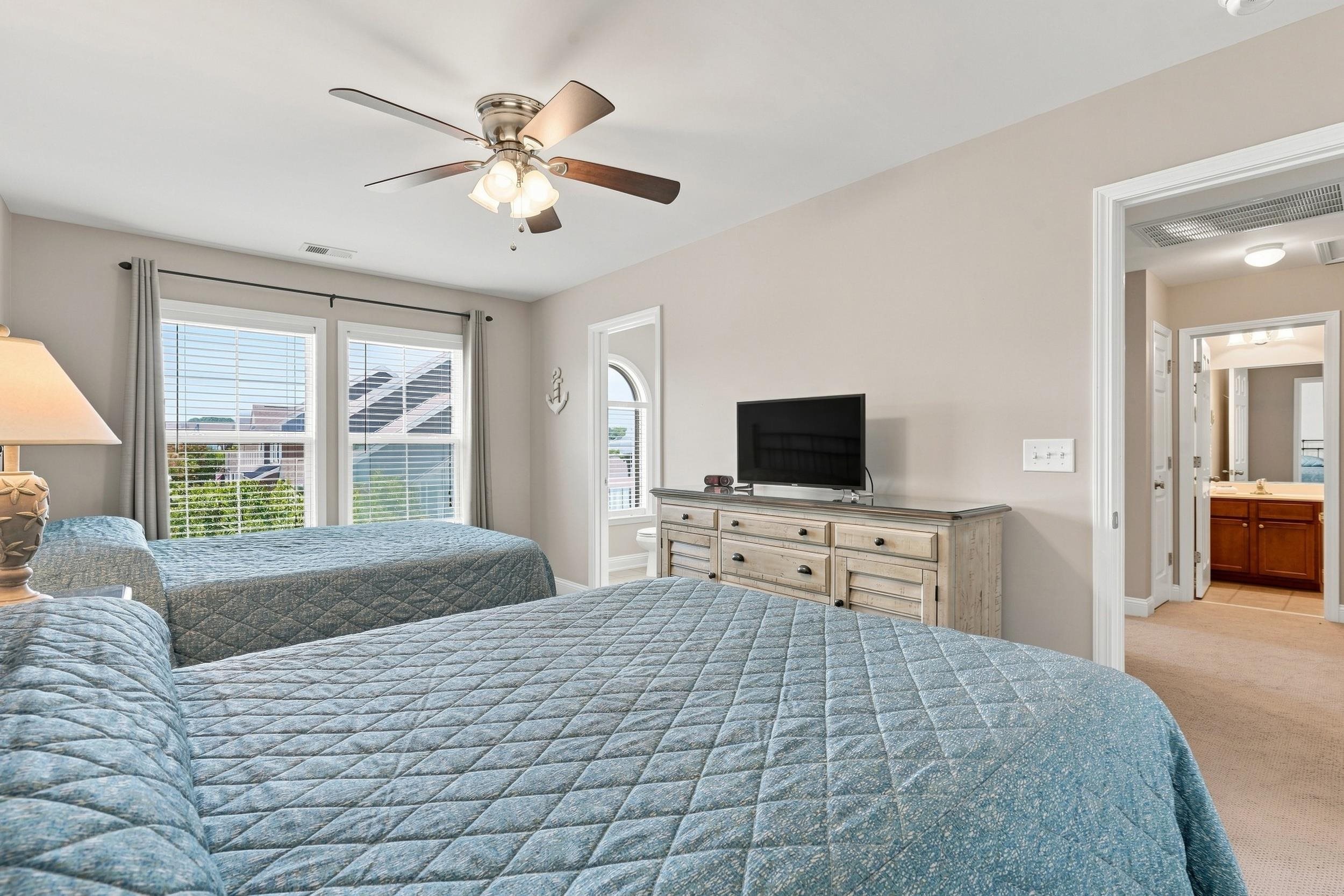 6014 Catalina Dr. 