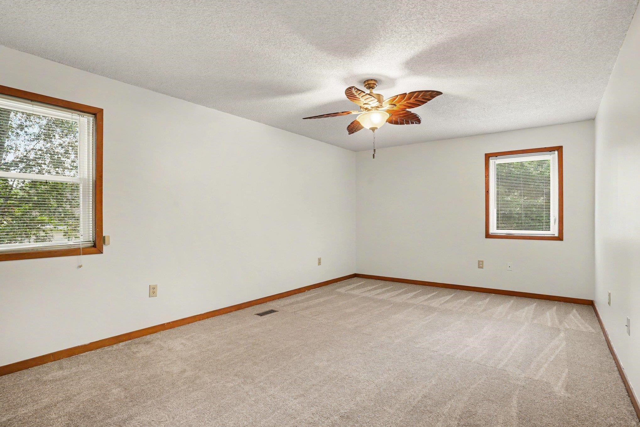 2620642 | Photo 21