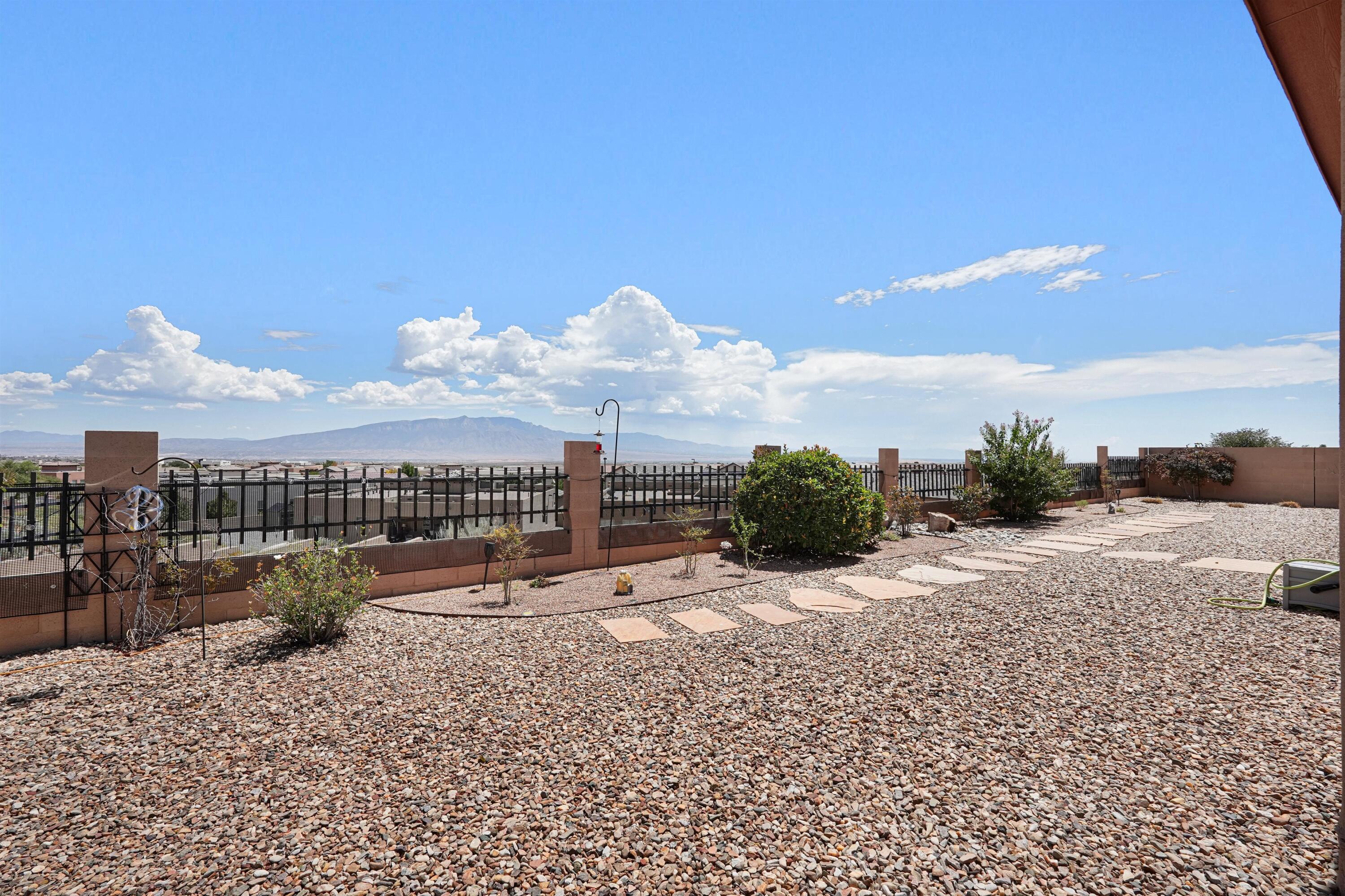 Single family home for sale at 5545 Pikes Peak Loop NE, Rio Rancho, NM 87144 | MLS# 1109571