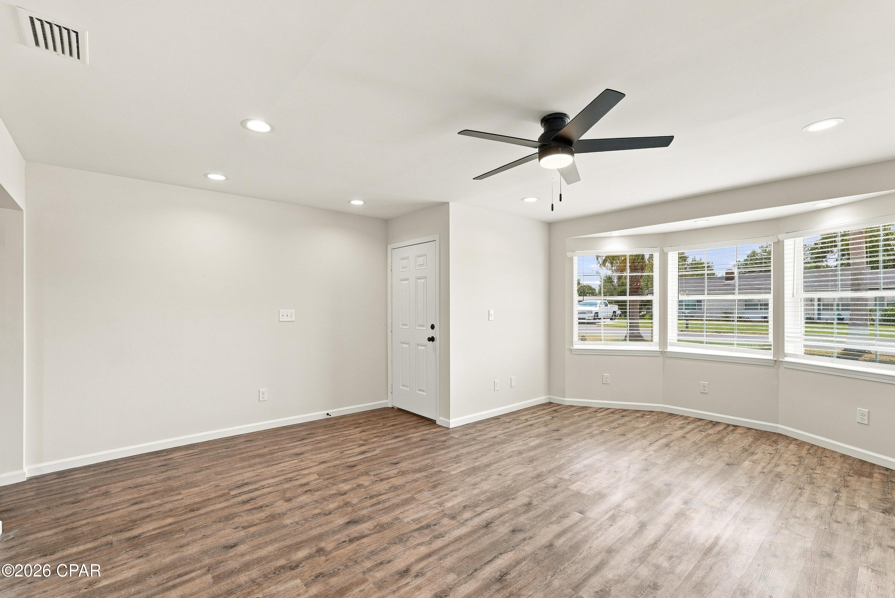 2nd image of 1279 Amherst Rd, Panama City, FL 32405 | MLS# 794399
