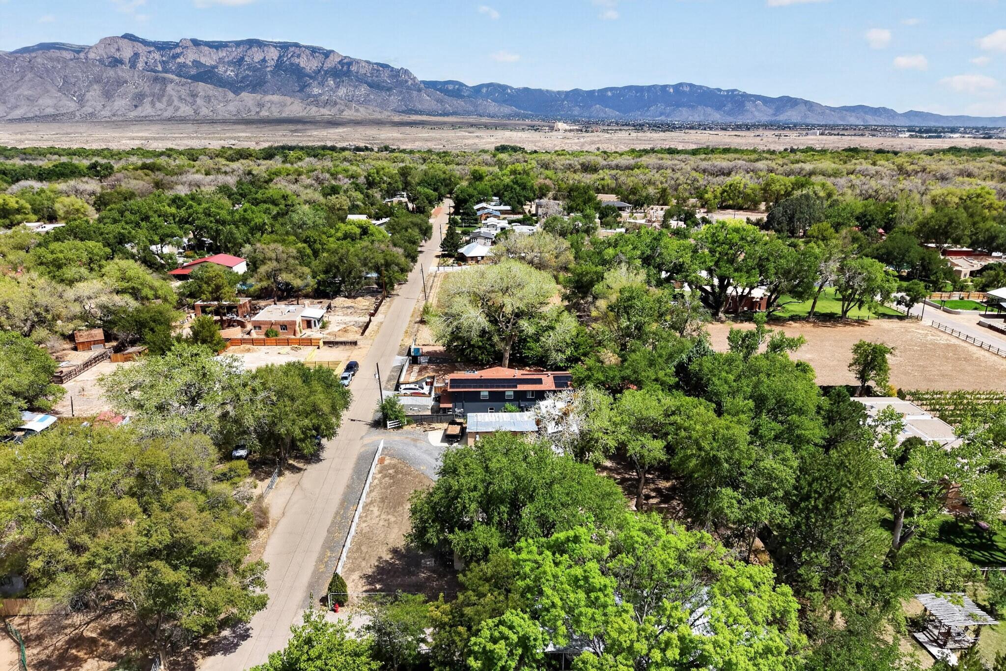 3rd image of 432 Mockingbird Ln, Corrales, NM 87048 | MLS# 1109689
