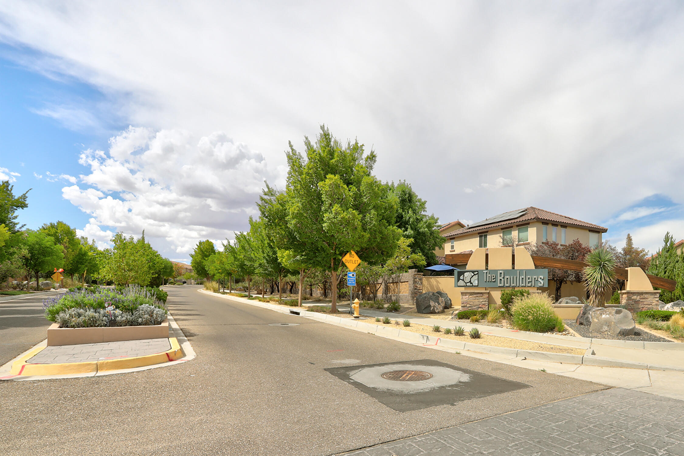 2nd image of 5705 Stone Peak Rd Nw, Albuquerque, NM 87114 | MLS# 1109722