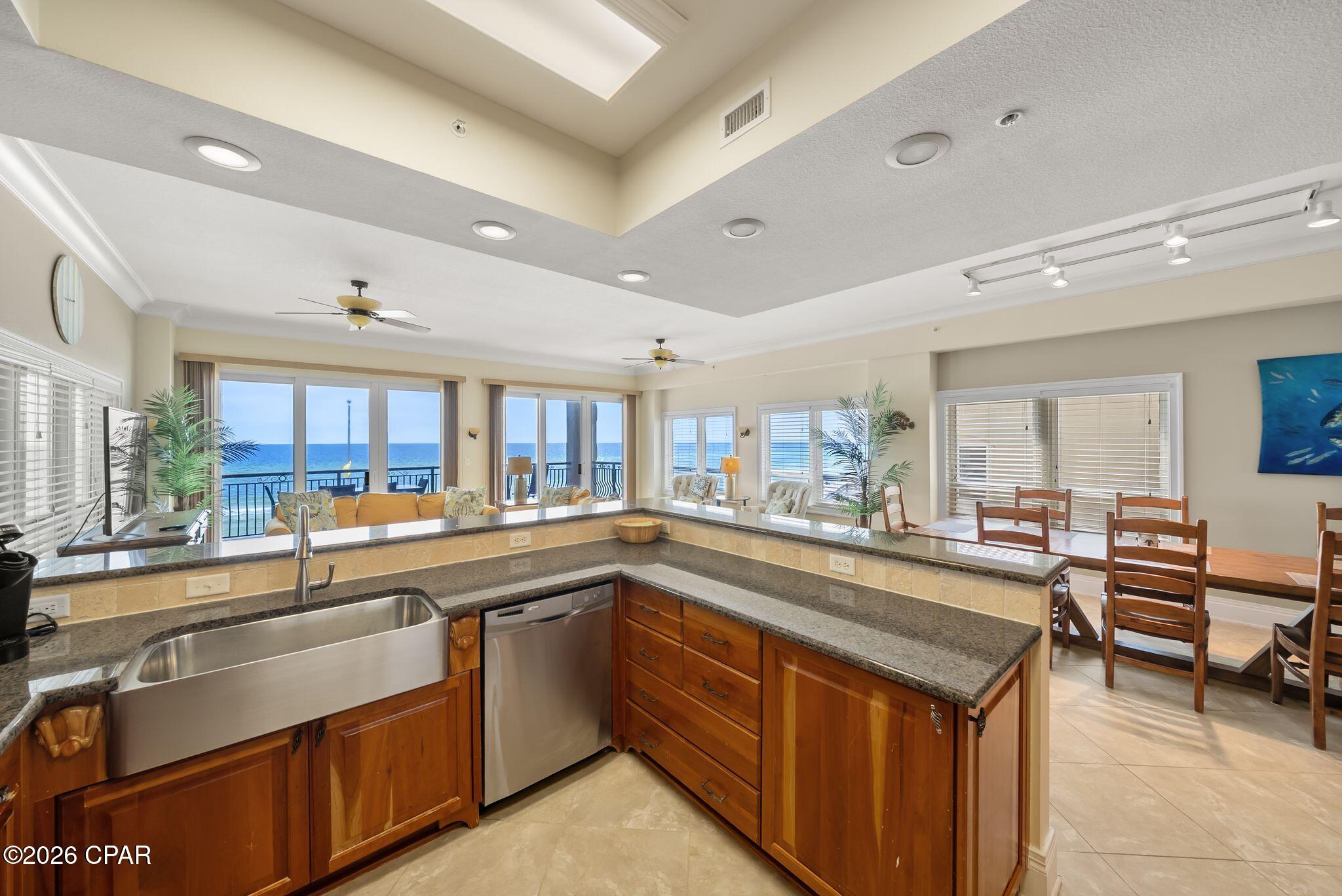 21523 Front Beach Road, Panama City Beach, FL 32413 thumbnail, photo 23 of 66