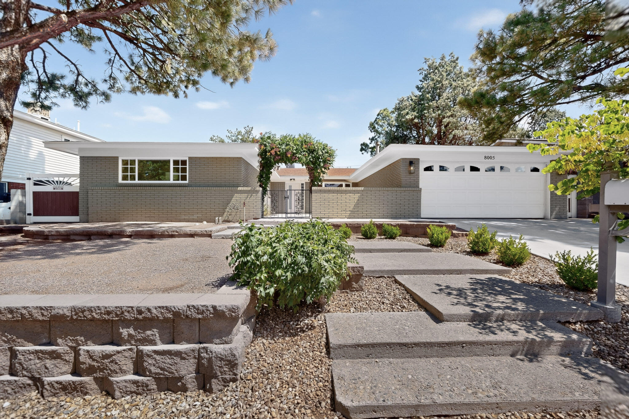 2nd image of 8005 Pickard Ave Ne, Albuquerque, NM 87110 | MLS# 1109754
