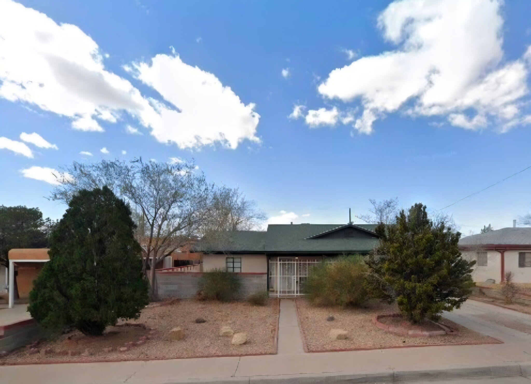 1st image of 2917 Sierra Dr Ne, Albuquerque, NM 87110 | MLS# 1109764
