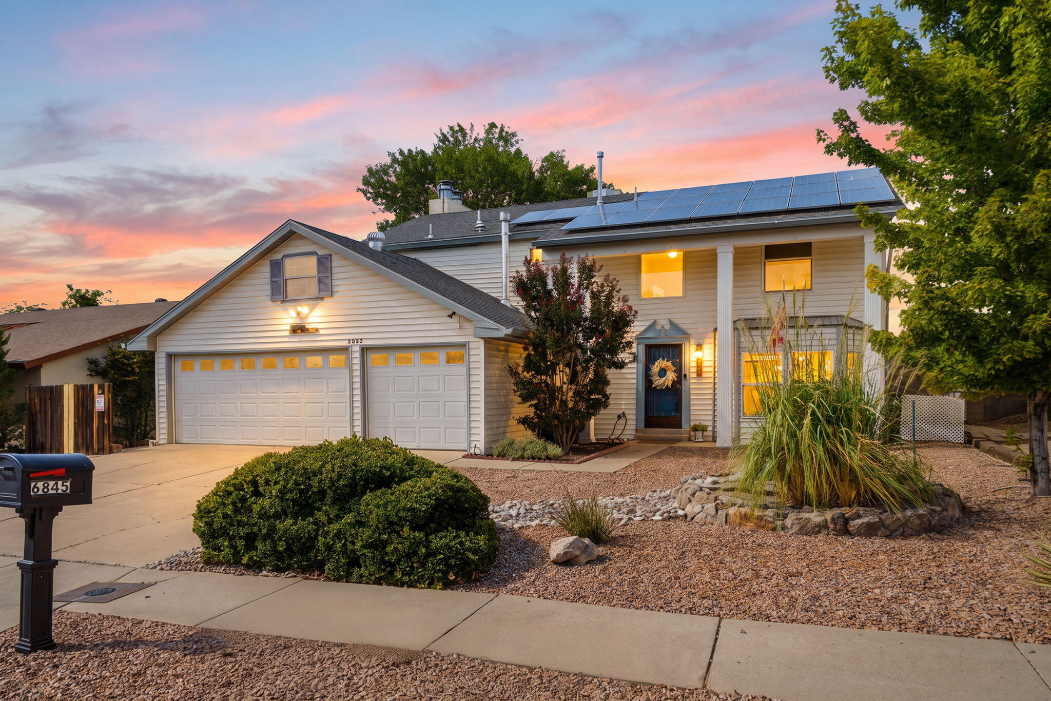 6845 Vivian Drive NE, Albuquerque