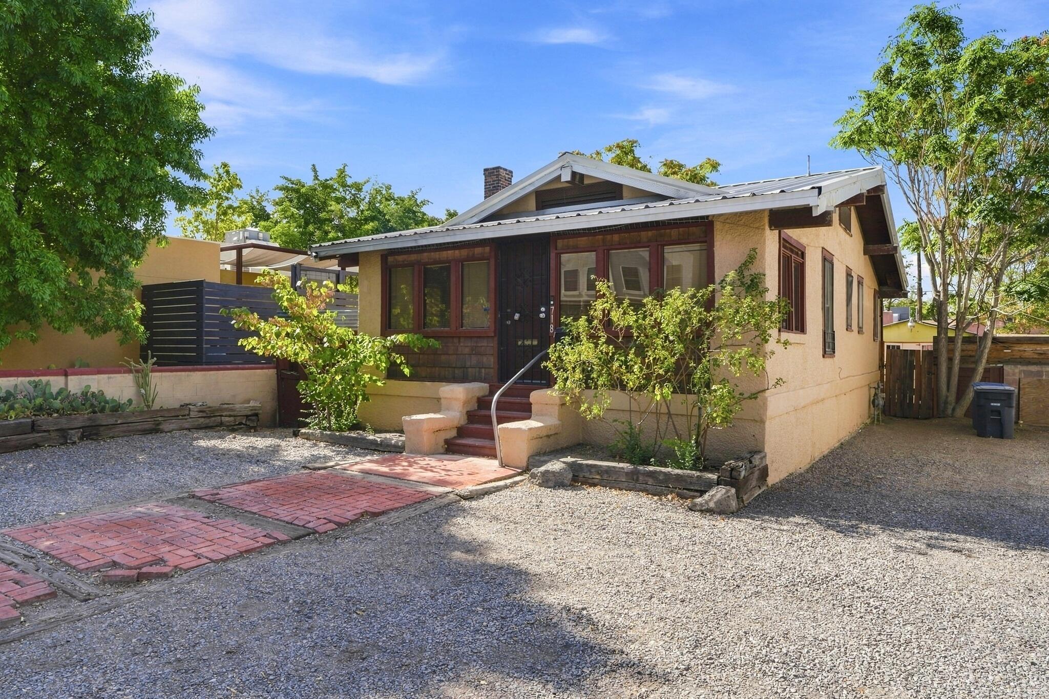 2nd image of 718 Coal Ave Sw, Albuquerque, NM 87102 | MLS# 1109811