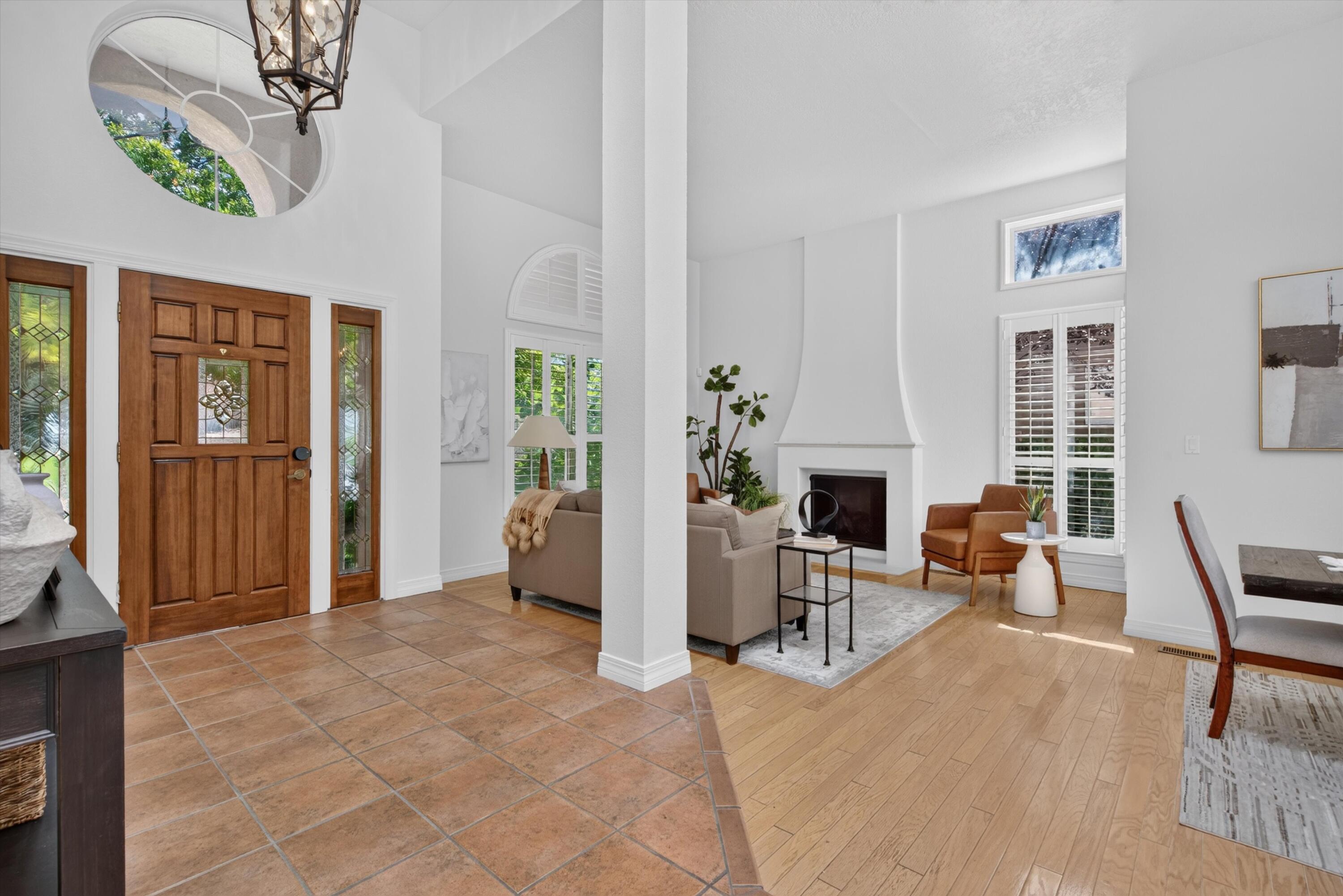 4th image of 11316 Woodmar Ln Ne, Albuquerque, NM 87111 | MLS# 1109835