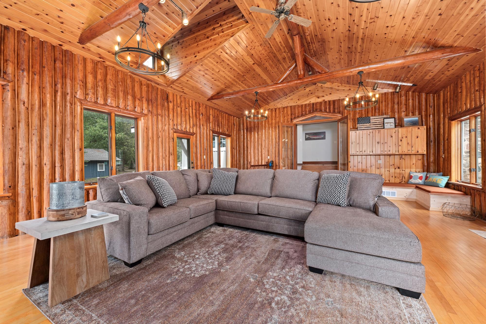 Squirrel Lake Property 12650 Pine Nob Ln Photo 3