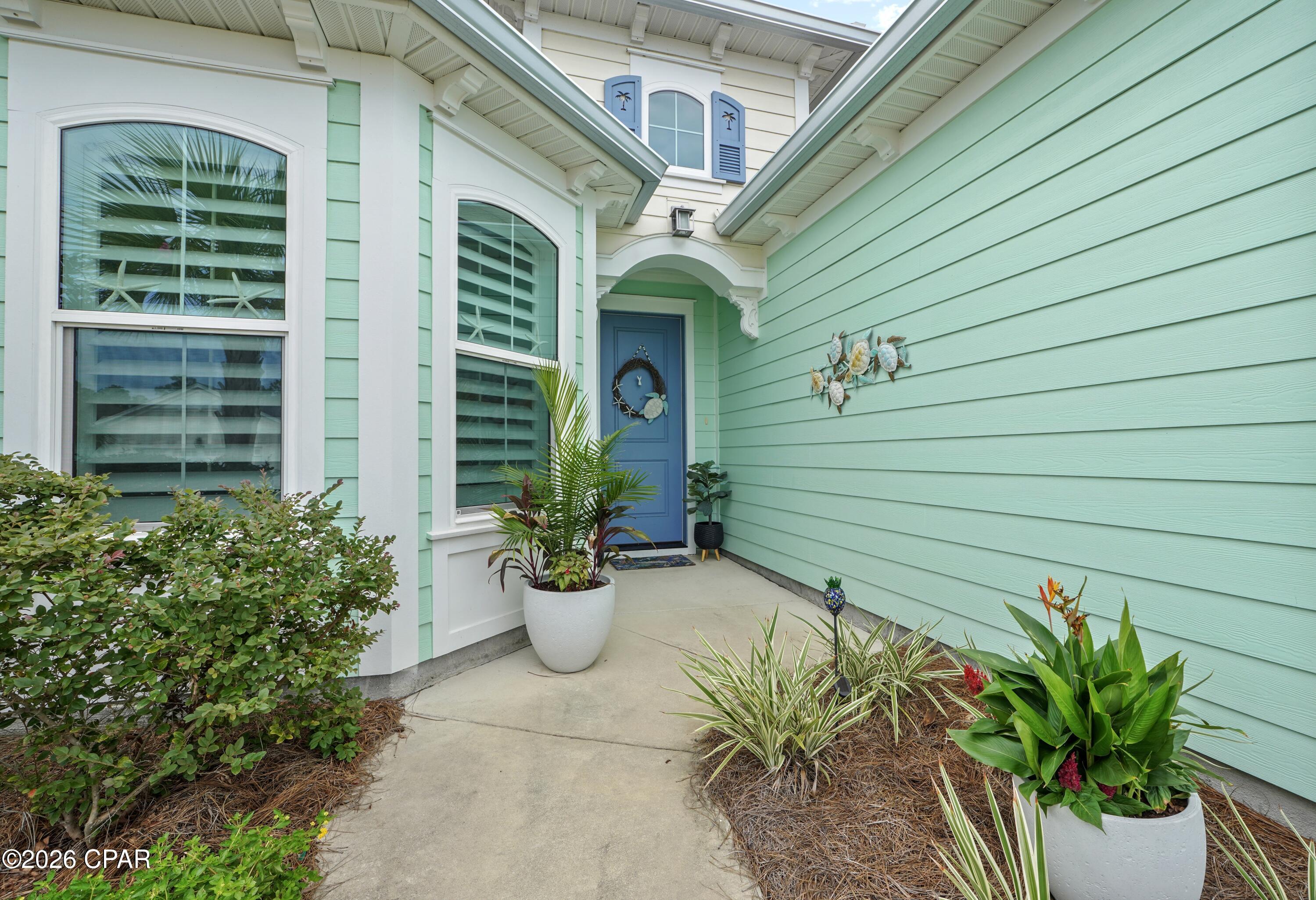 8822 Coral Reef Way, Panama City Beach, FL 32413 thumbnail, photo 3 of 47