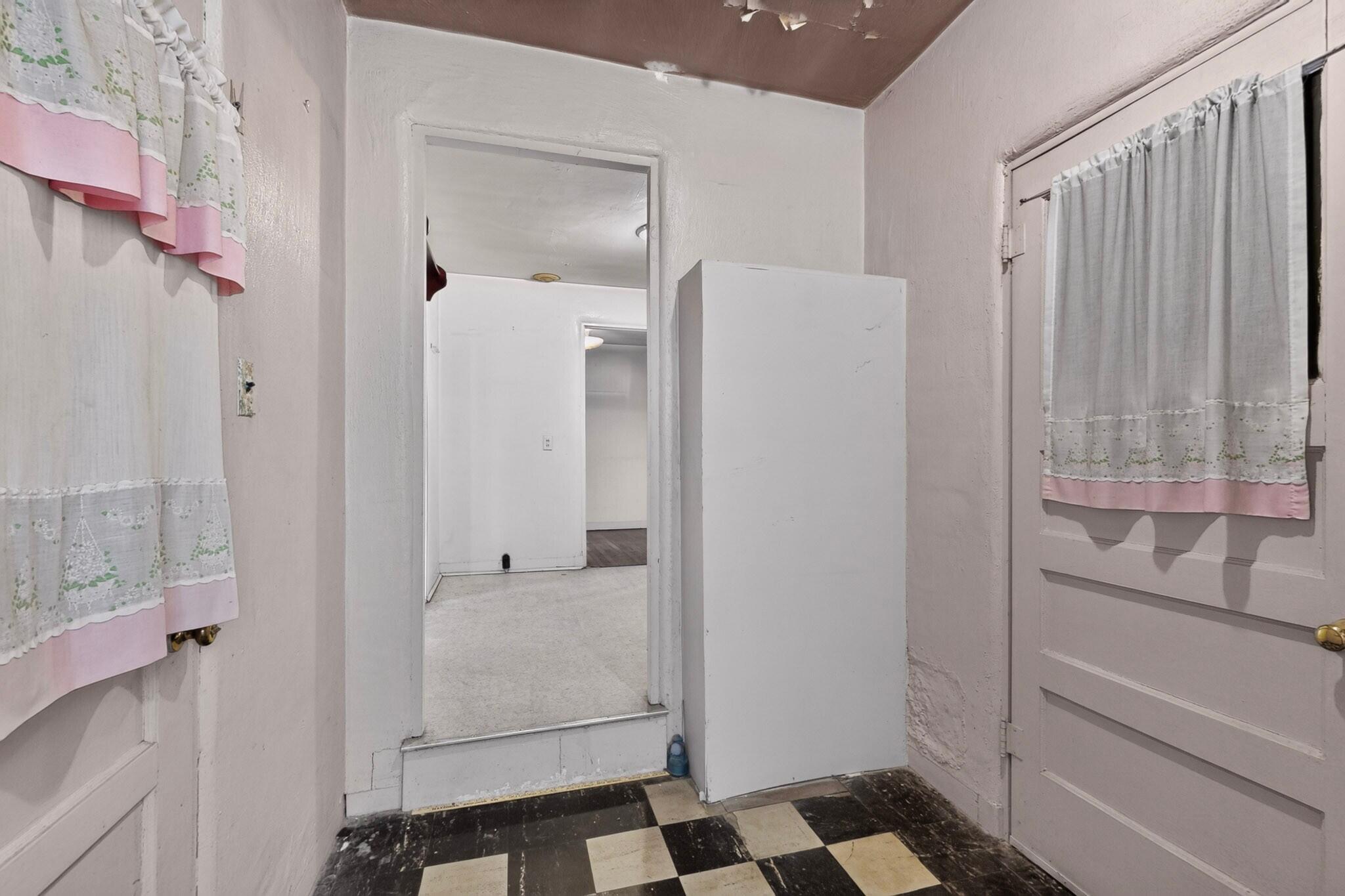 Photo 3 of Single family home for sale at 330 Cutler Ave Ne, Albuquerque, NM 87102 | MLS# 1109912 | Listing updated on 2026-09-17