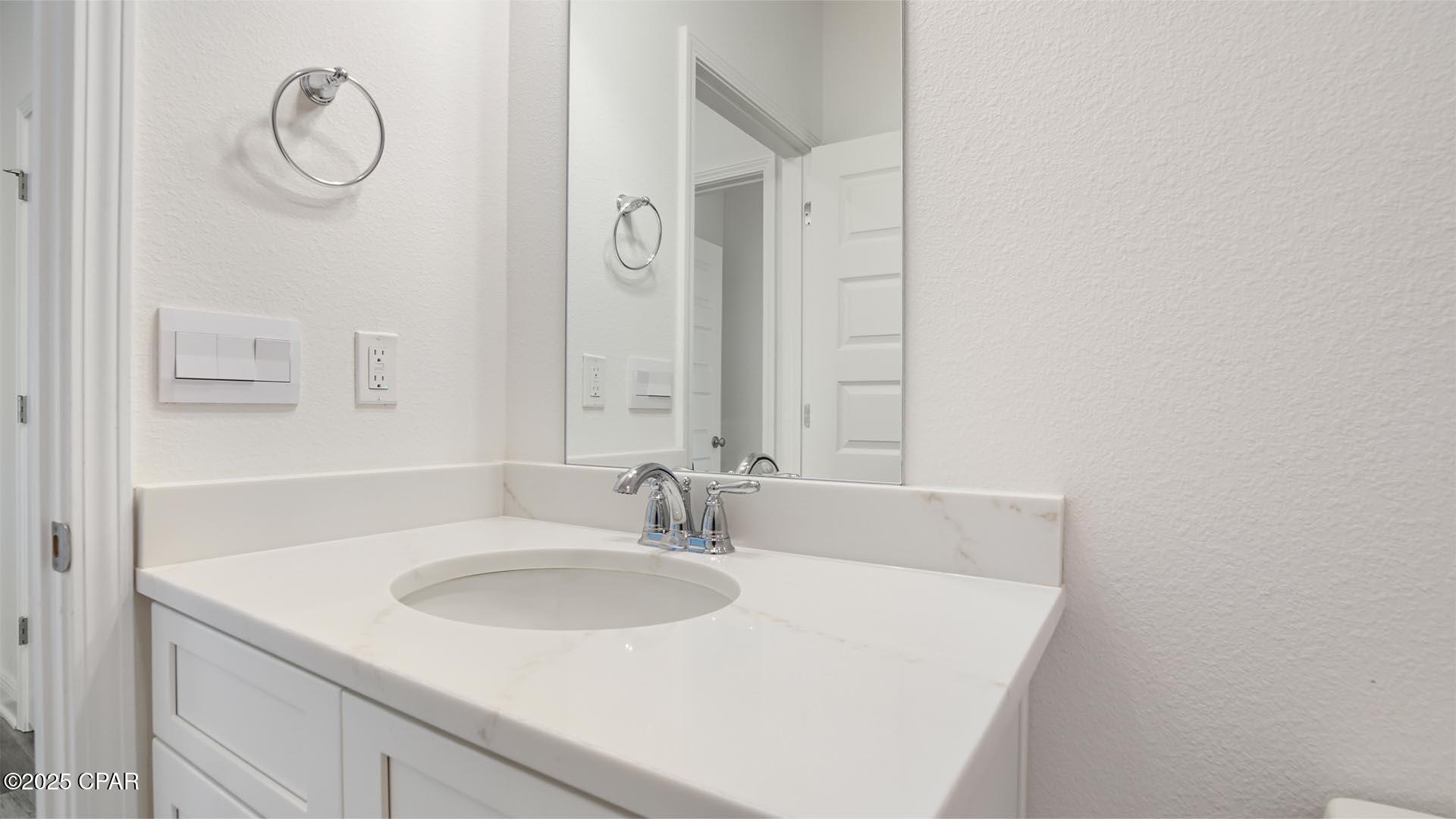 558 Hancock Way, Panama City Beach, FL 32413 thumbnail, photo 31 of 33