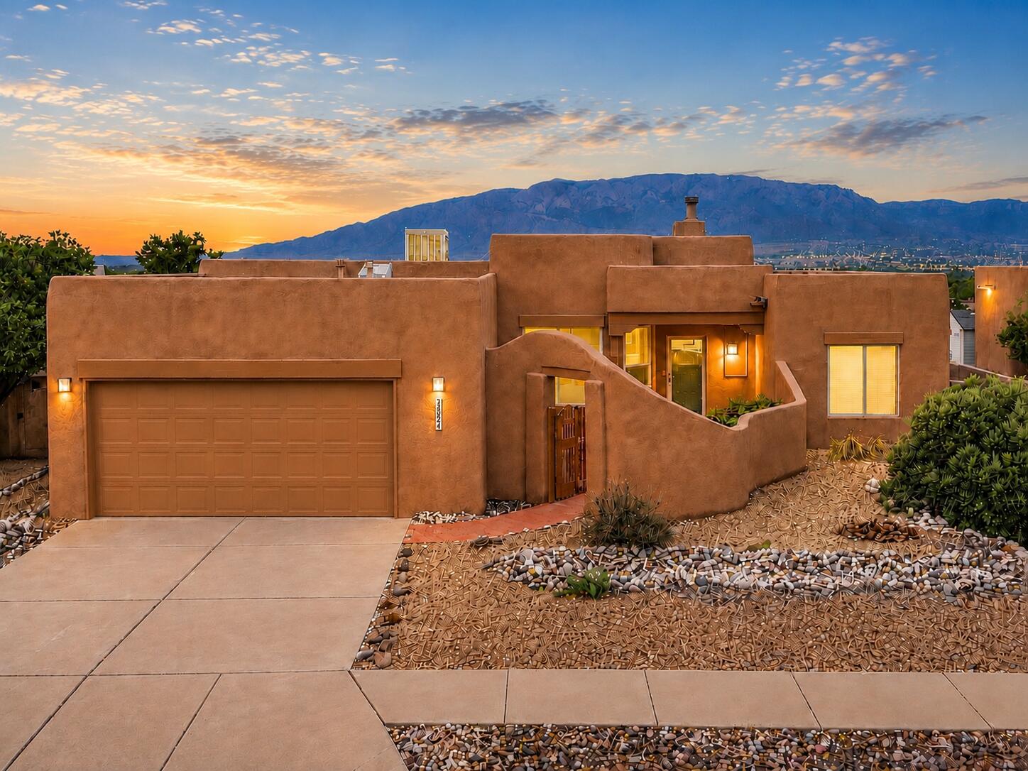 4211 Bryan Avenue, Albuquerque NM 87114