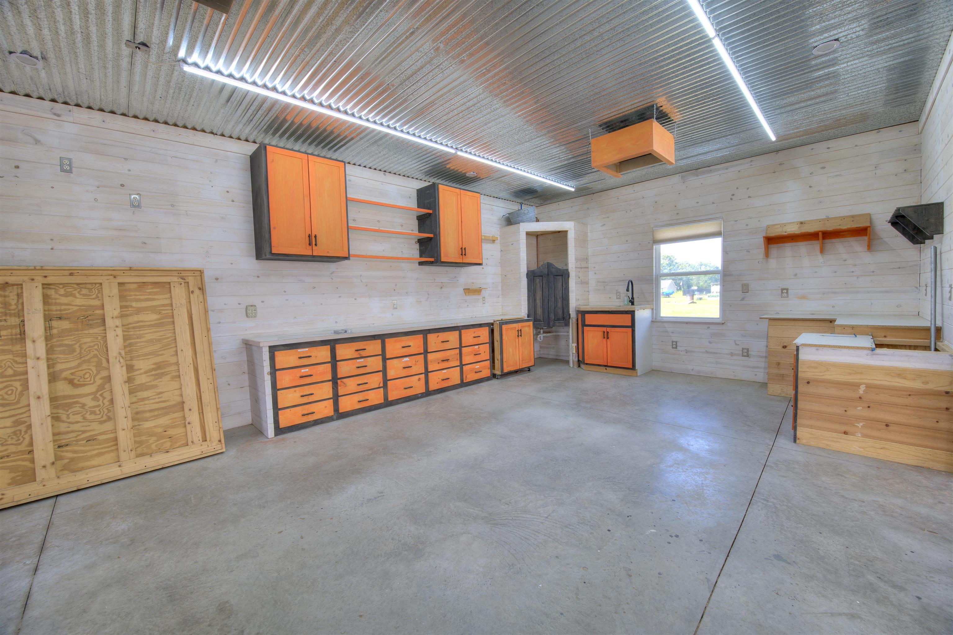 2587 Southern Crest Dr.