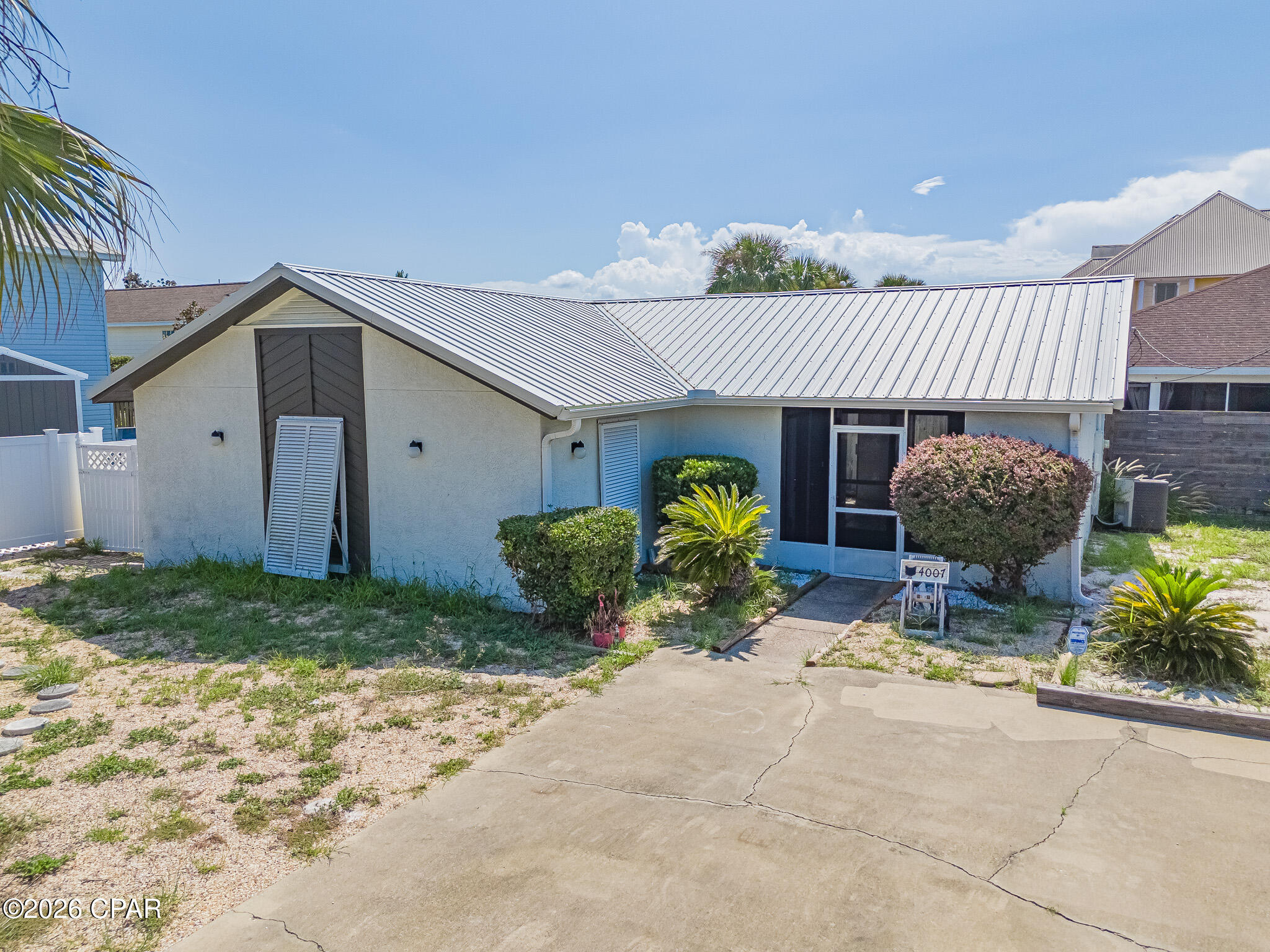 4007 Luff Street, Panama City Beach, FL 32408 thumbnail, photo 2 of 31