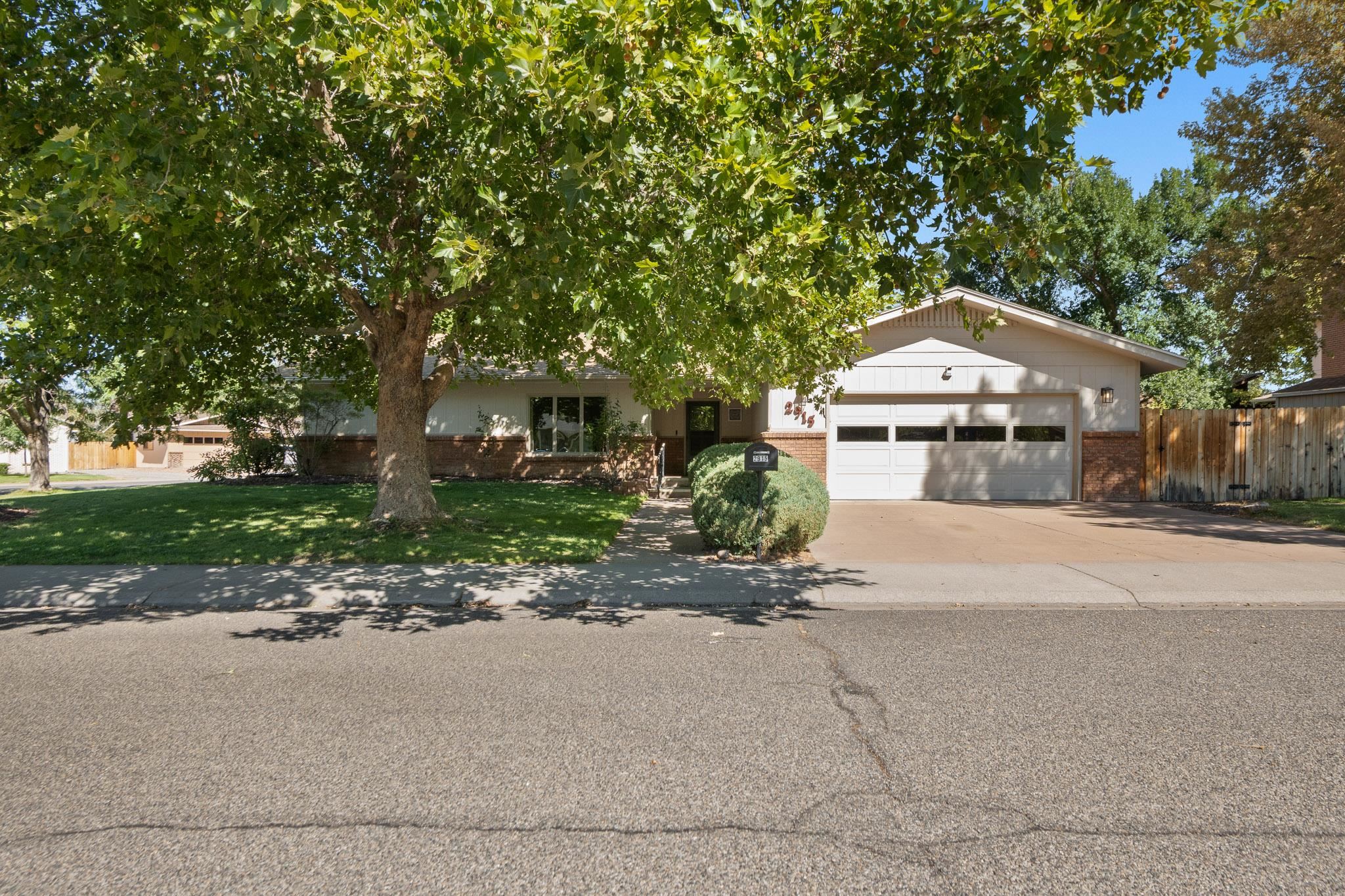 2915 Applewood Street