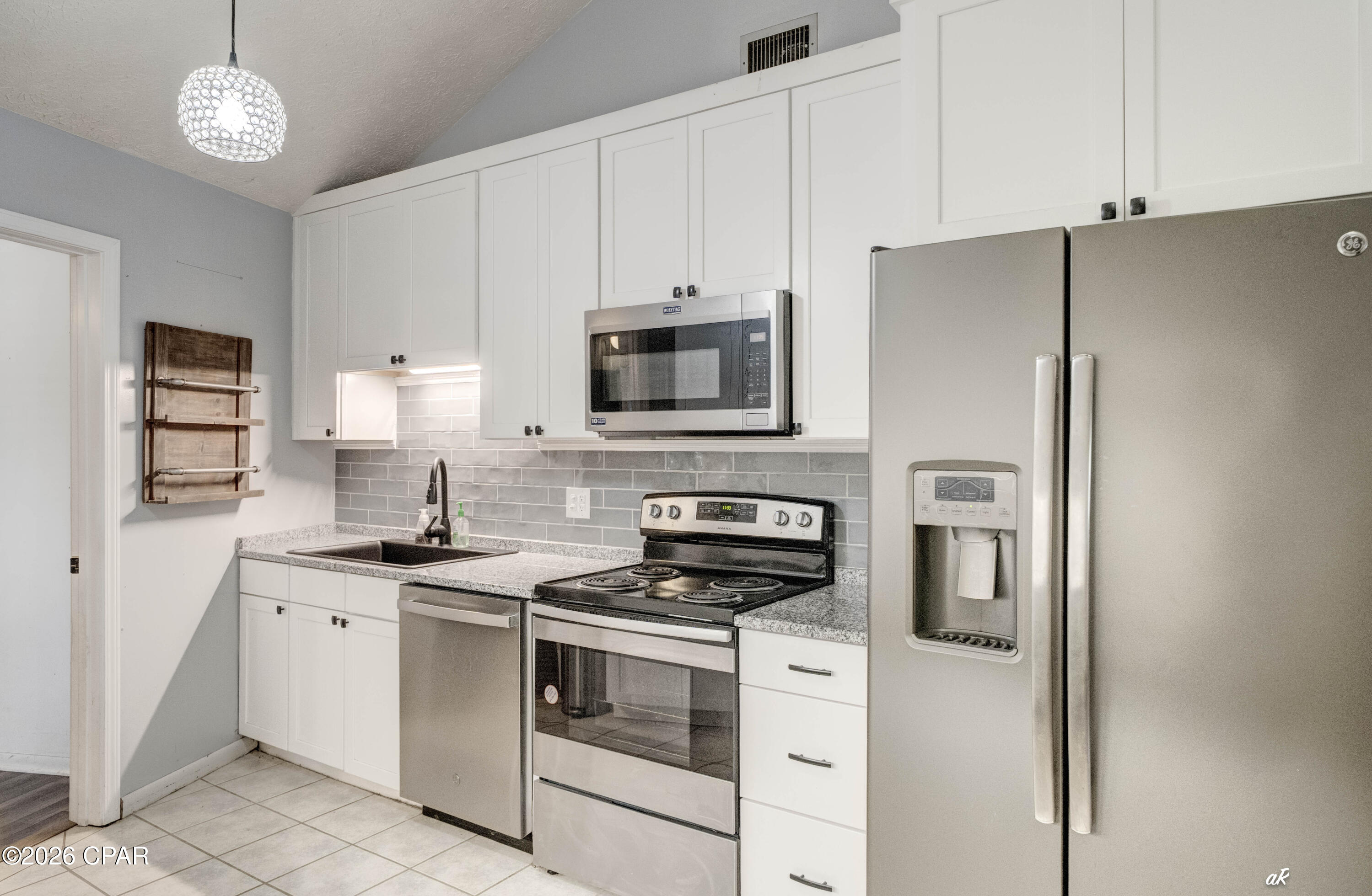 13801 Bay Avenue, Panama City Beach, FL 32413 thumbnail, photo 9 of 60