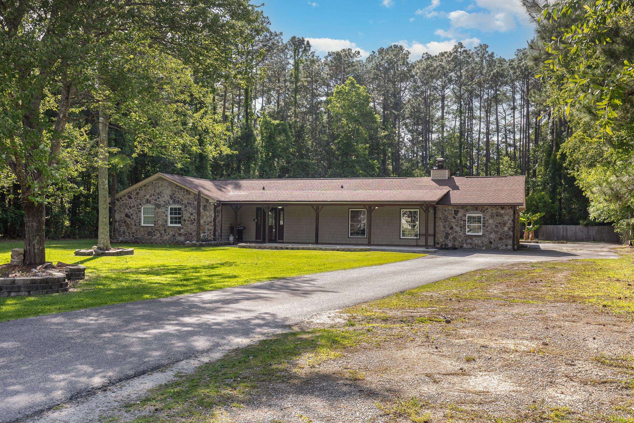 Photo 2 of Single family home for sale at 3705 Limerick Rd, Myrtle Beach, SC 29579 | MLS# 2621386 | Listing updated on 2026-09-30