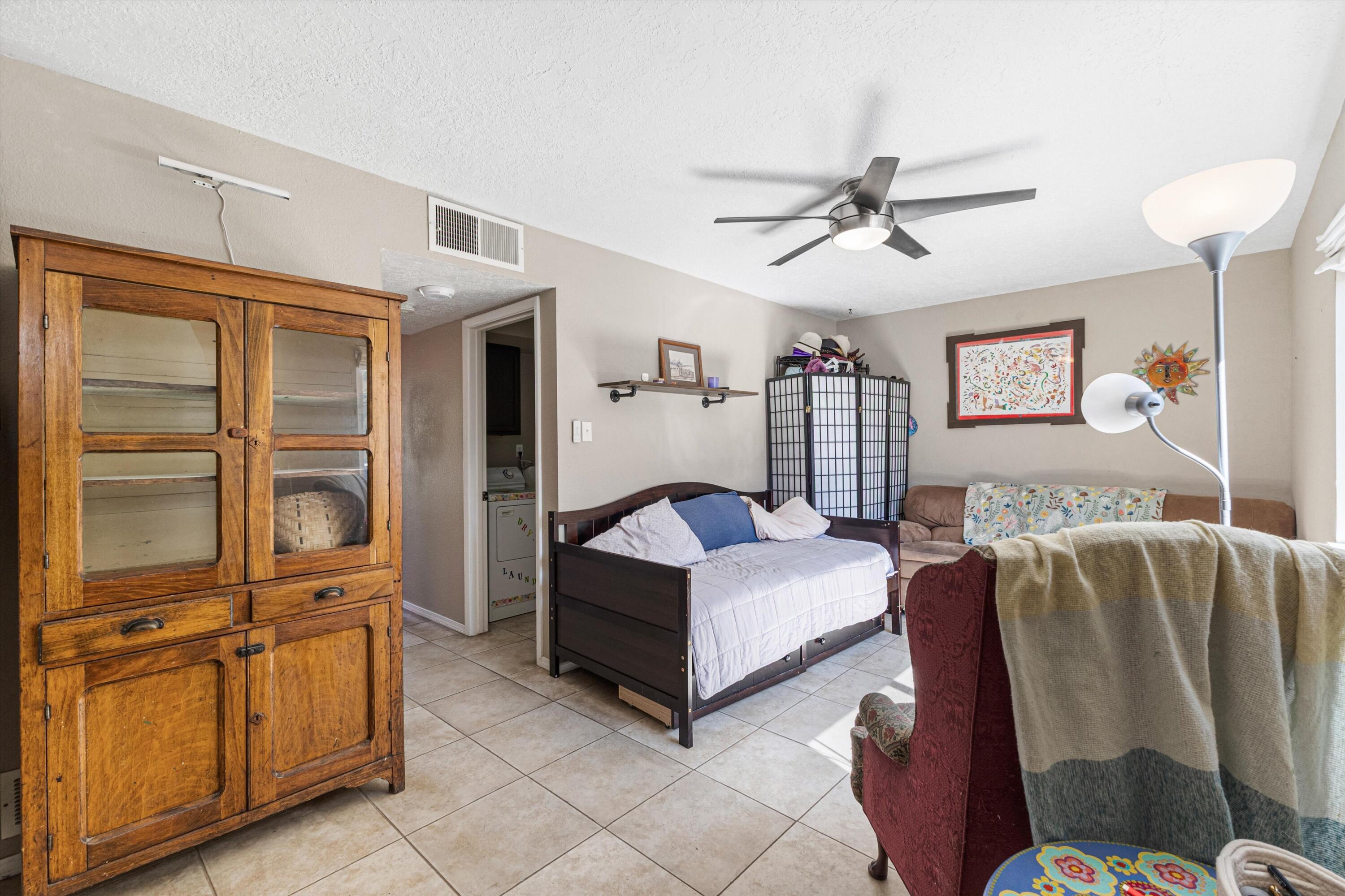 3rd image of 6009 Calle Nueve Nw, Albuquerque, NM 87107 | MLS# 1110051