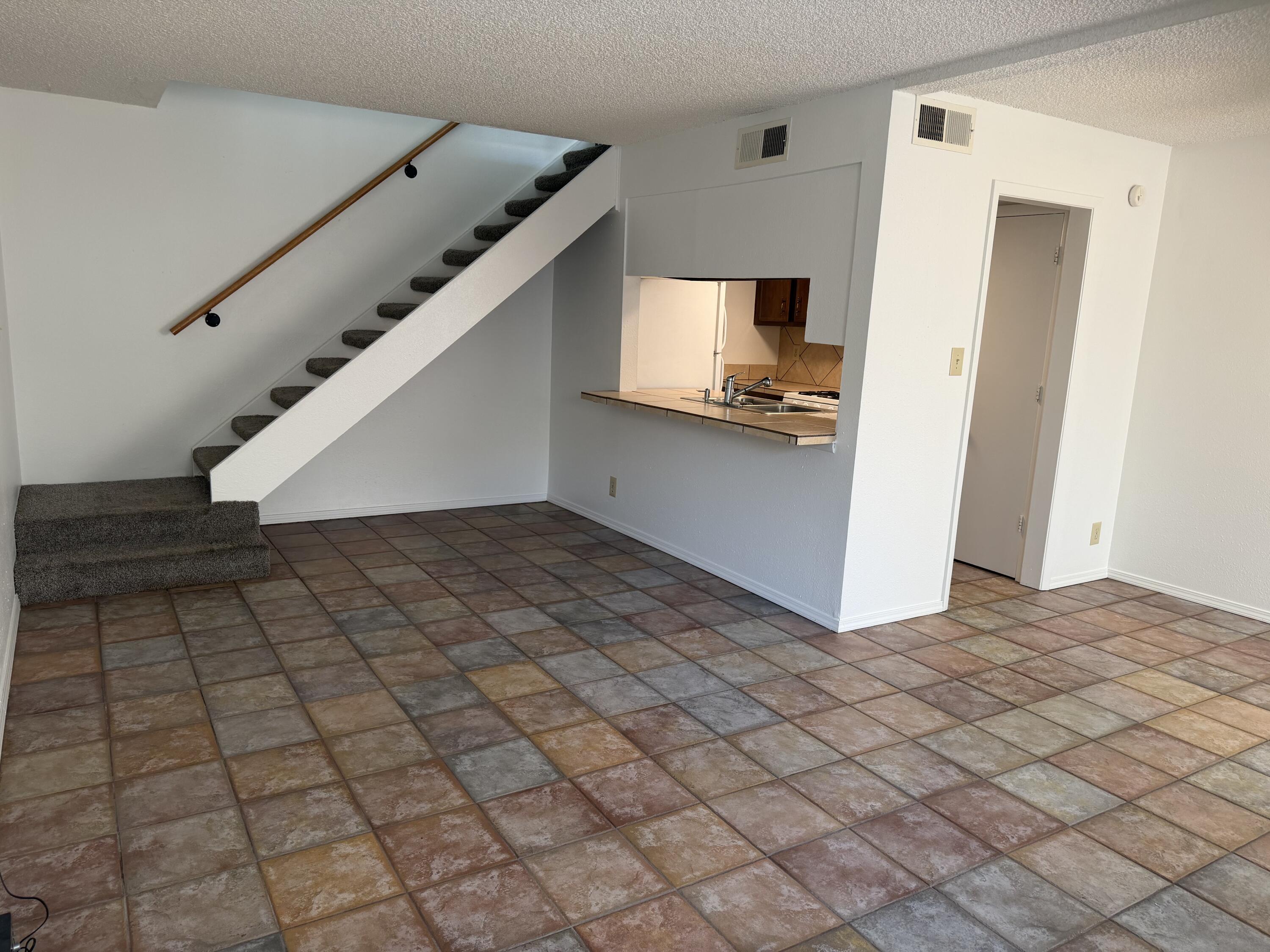 29th image of 12008 Stilwell Dr Ne #APT B, Albuquerque, NM 87112 | MLS# 1109943