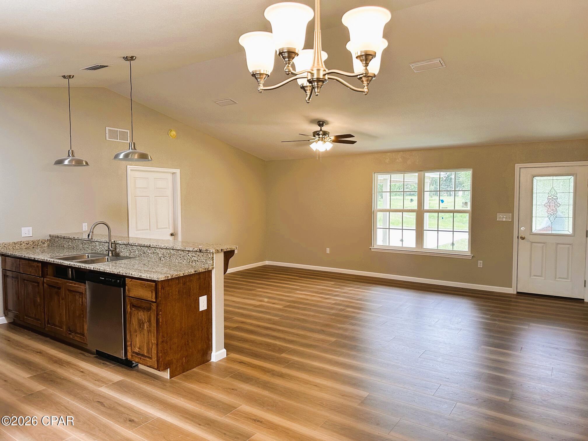 3rd image of 6675 Grande Oak Loop, Grand Ridge, FL 32442 | MLS# 794771