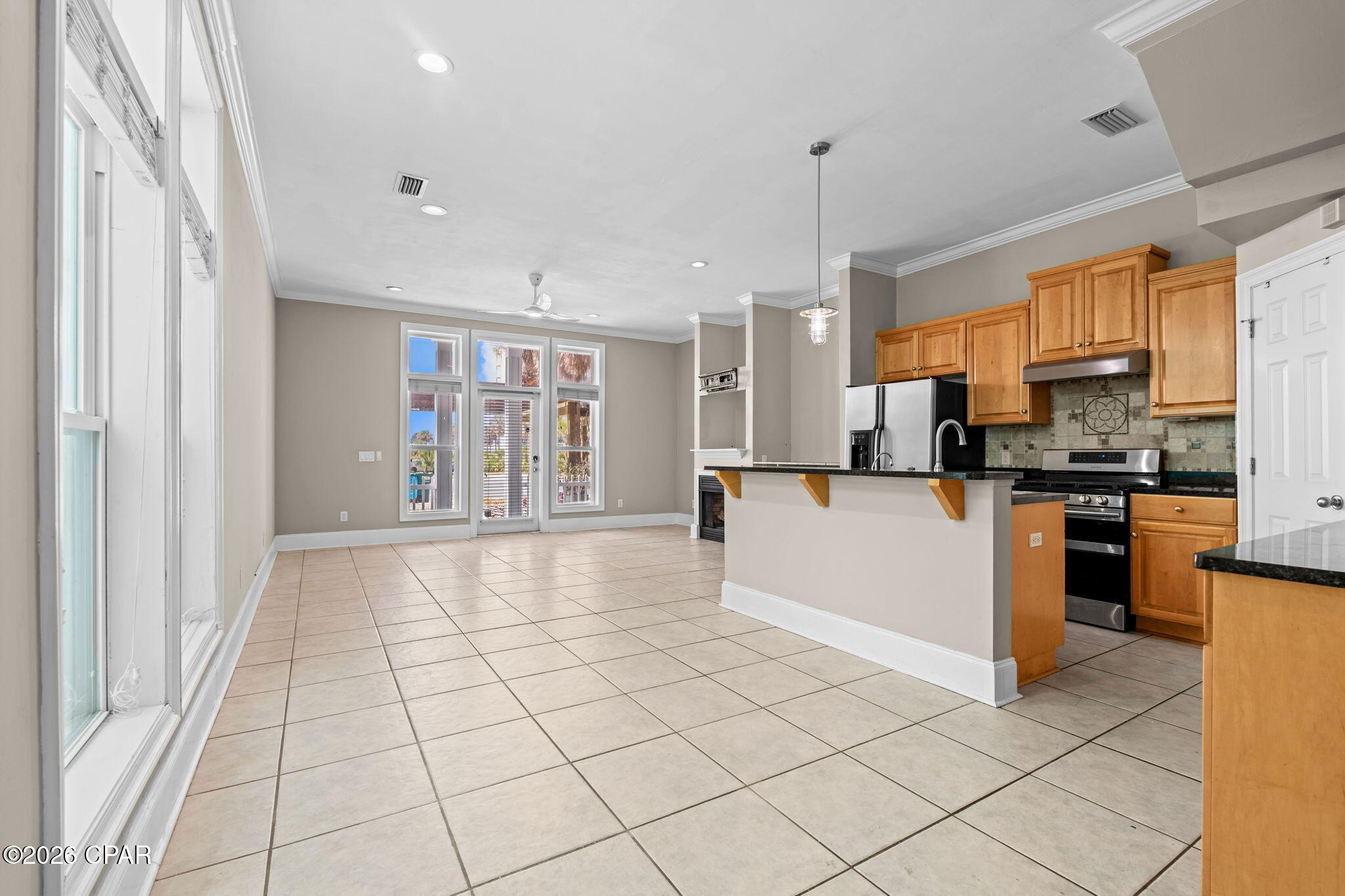 7412 Thomas Drive, Panama City Beach, FL 32408 thumbnail, photo 10 of 51
