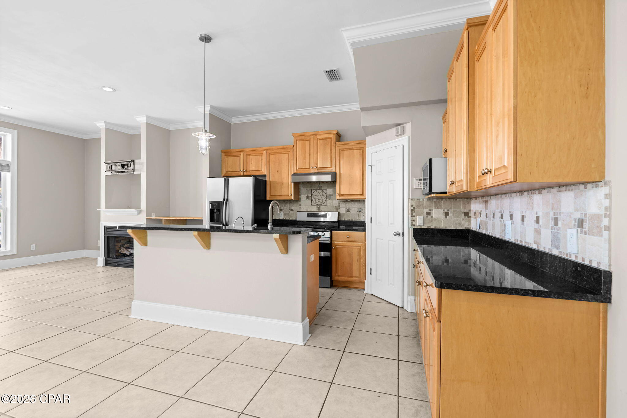 7412 Thomas Drive, Panama City Beach, FL 32408 thumbnail, photo 11 of 51