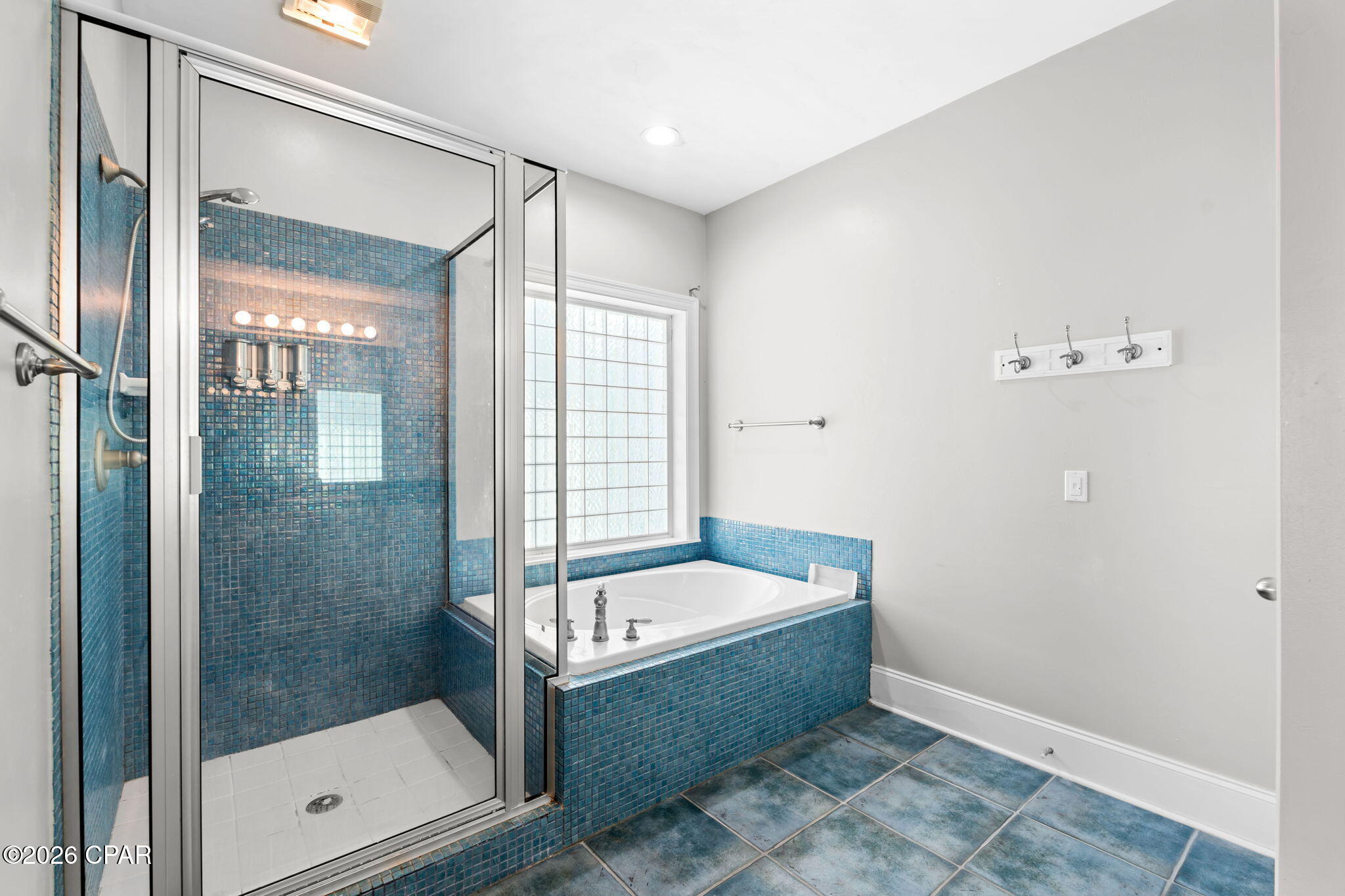 7412 Thomas Drive, Panama City Beach, FL 32408 thumbnail, photo 25 of 51