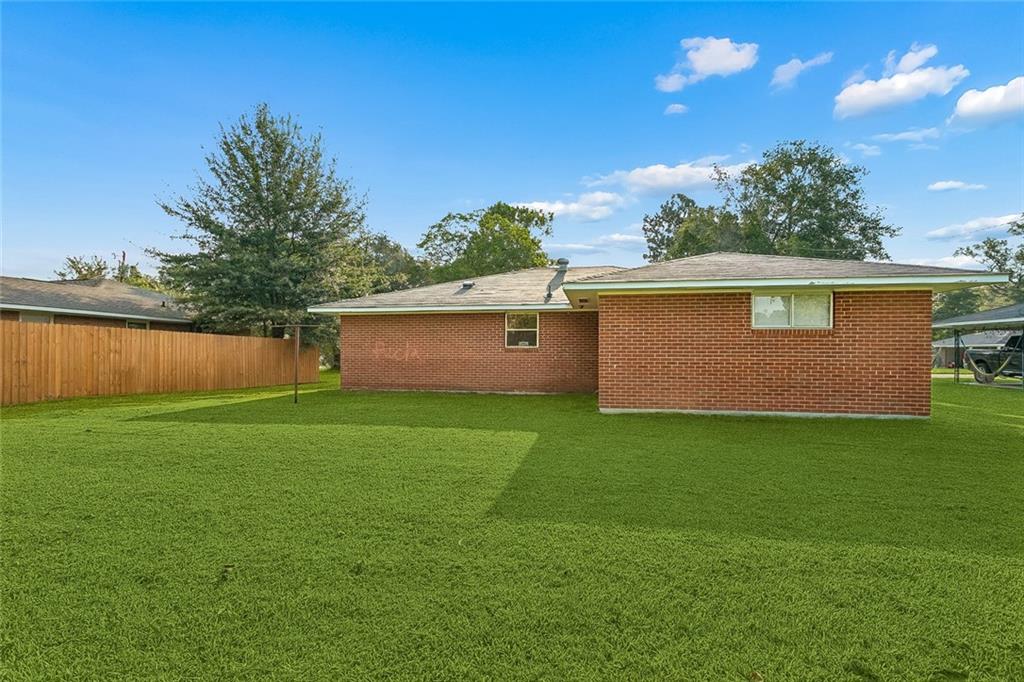 Photo 1 of Single family home for sale at 301 Maple St, Hammond, LA 70403 | MLS# 2574651 | Listing updated on 2026-10-14