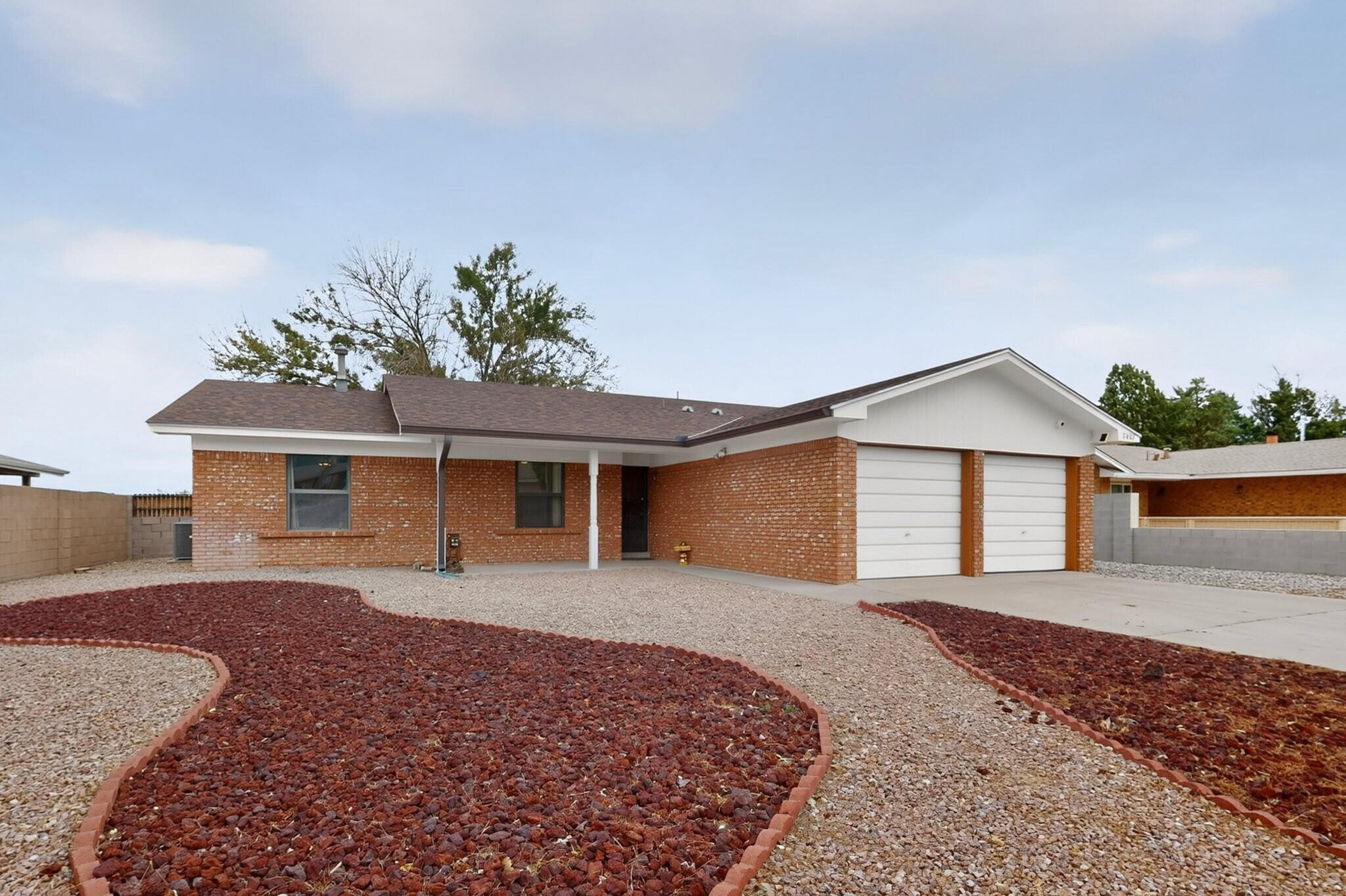 Photo 3 of Single family home for sale at 7401 Mayflower Rd Ne, Albuquerque, NM 87109 | MLS# 1110132 | Listing updated on 2026-09-18