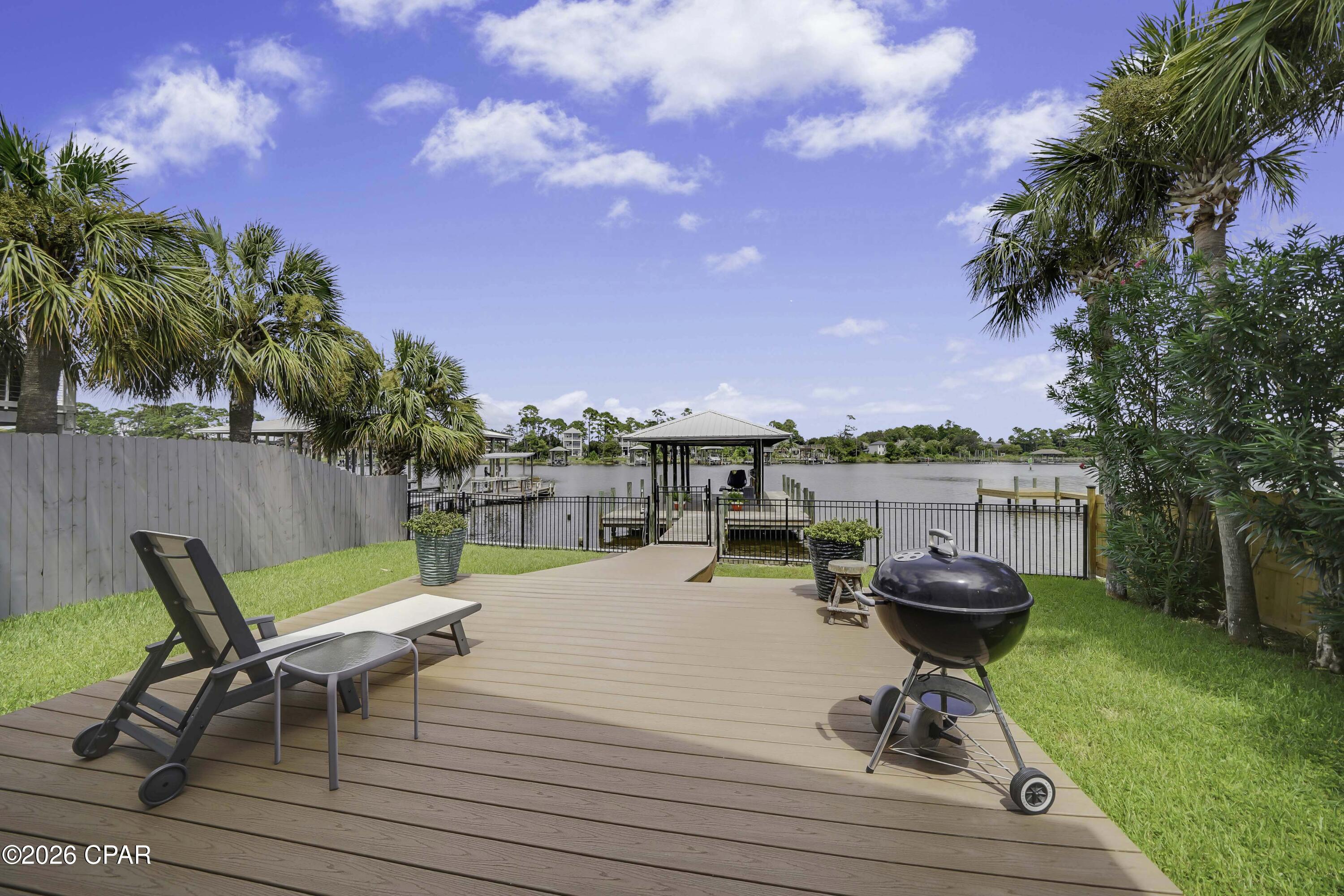 7308 S Lagoon Drive, Panama City, FL 32408 thumbnail, photo 7 of 49