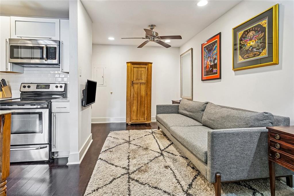 Photo 3 of Condo for sale at 4217 Prytania St #301, New Orleans, LA 70115 | MLS# 2574996 | Listing updated on 2026-10-15