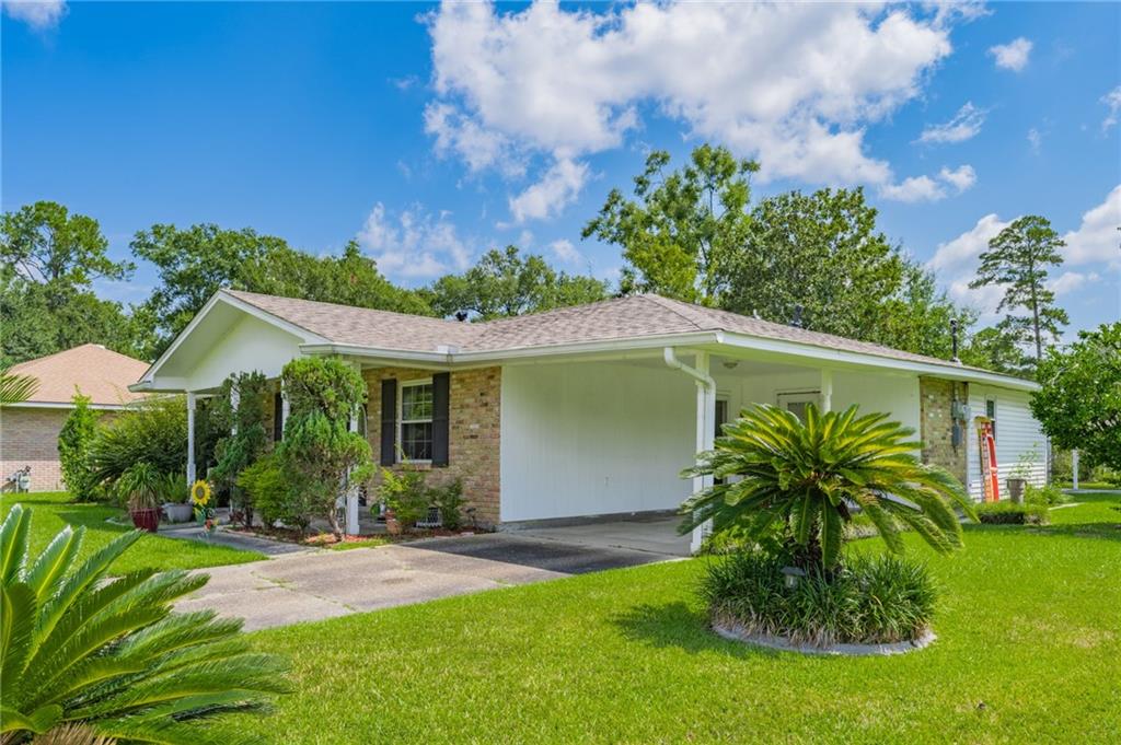 Photo 3 of Single family home for sale at 1047 Maris Stella St, Slidell, LA 70460 | MLS# 2573858 | Listing updated on 2026-09-11