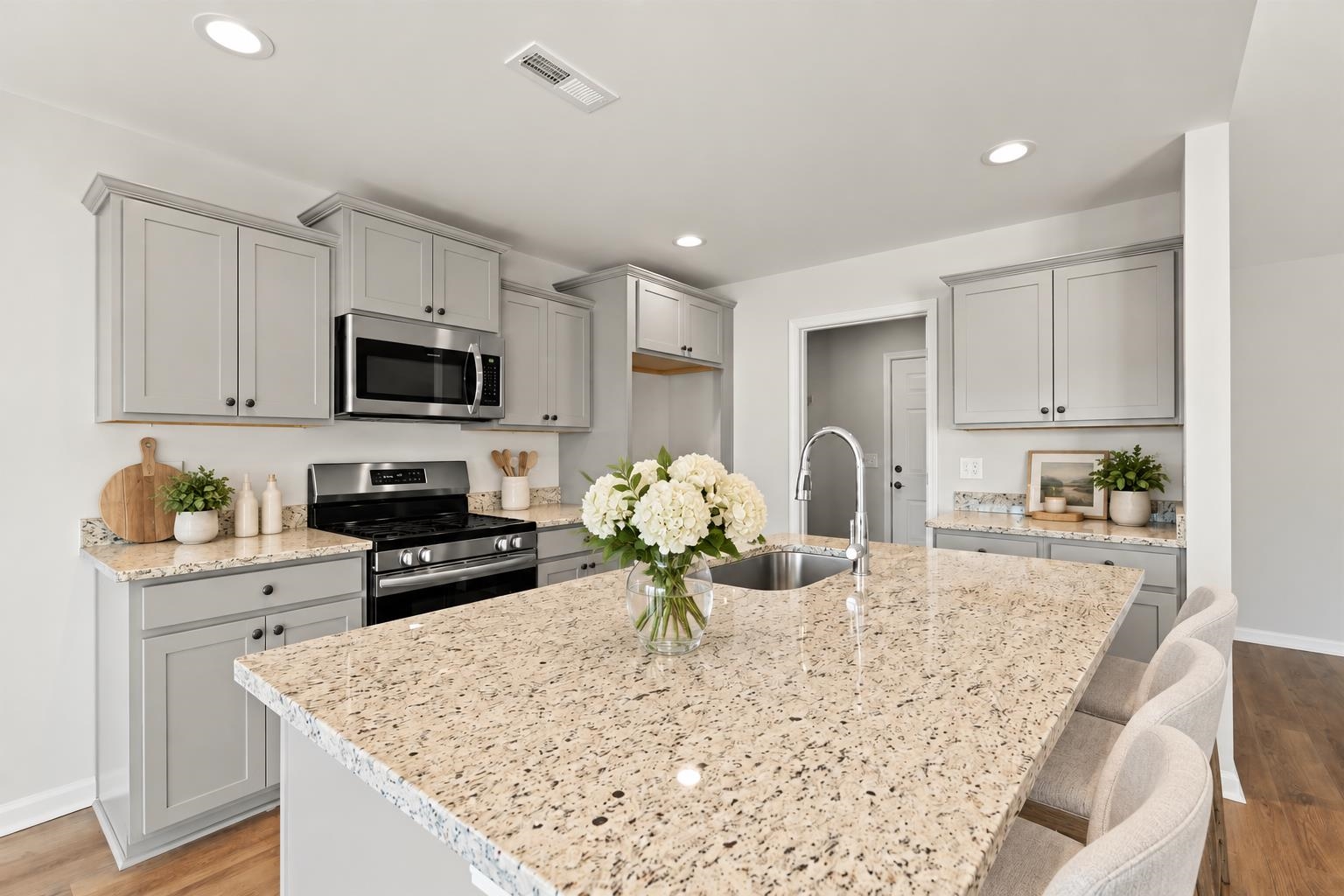 Photo 3 of Single family home for sale at 322 Barn Owl Way, Conway, SC 29527 | MLS# 2621665 | Listing updated on 2026-10-08