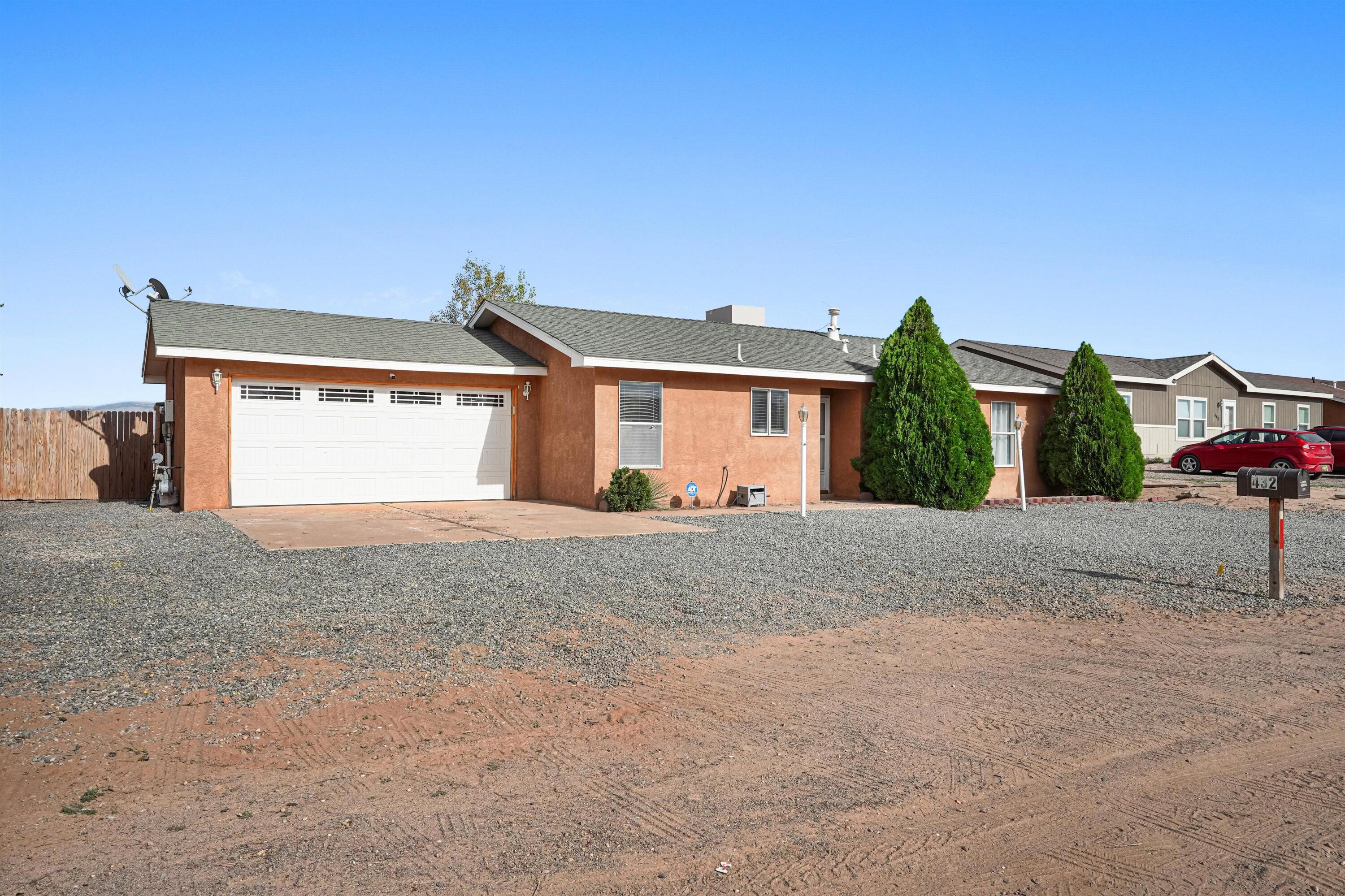 Photo 2 of Single family home for sale at 432 Mohawk St Sw, Rio Rancho, NM 87124 | MLS# 1110245 | Listing updated on 2026-09-02