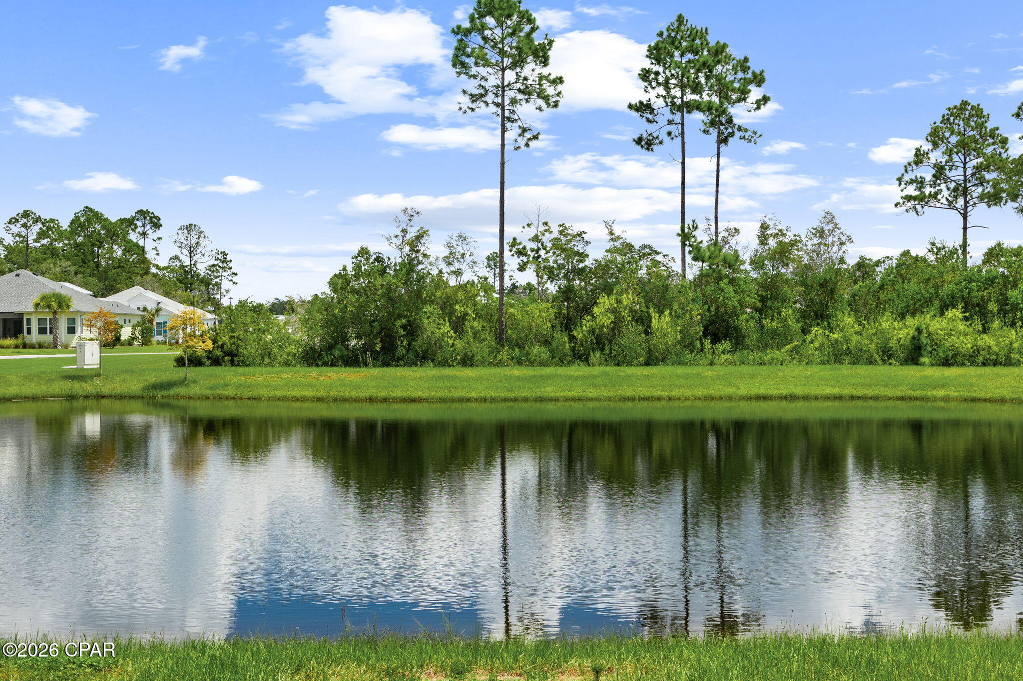 8725 Weekend Drive, Panama City Beach, FL 32413 thumbnail, photo 34 of 41