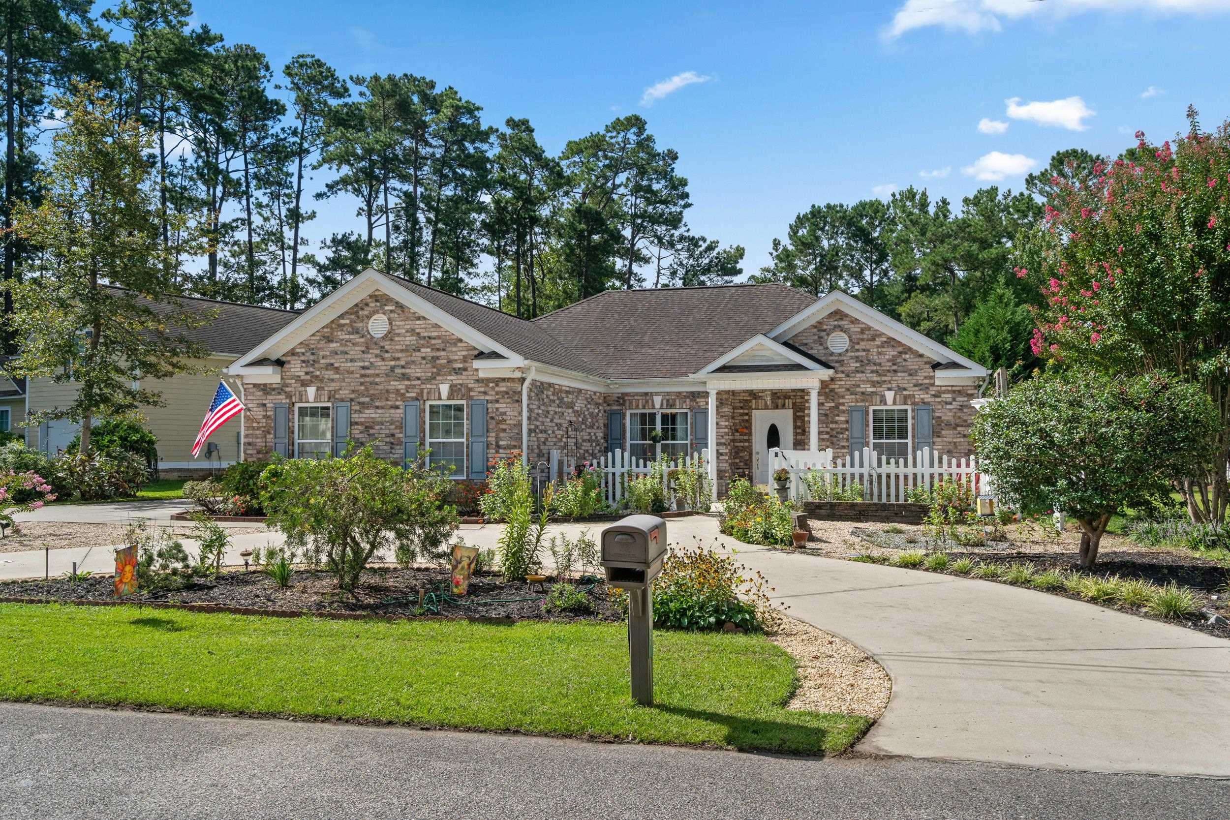 Photo 1 of Single family home for sale at 305 Brace Dr, Pawleys Island, SC 29585 | MLS# 2621737 | Listing updated on 2026-09-04