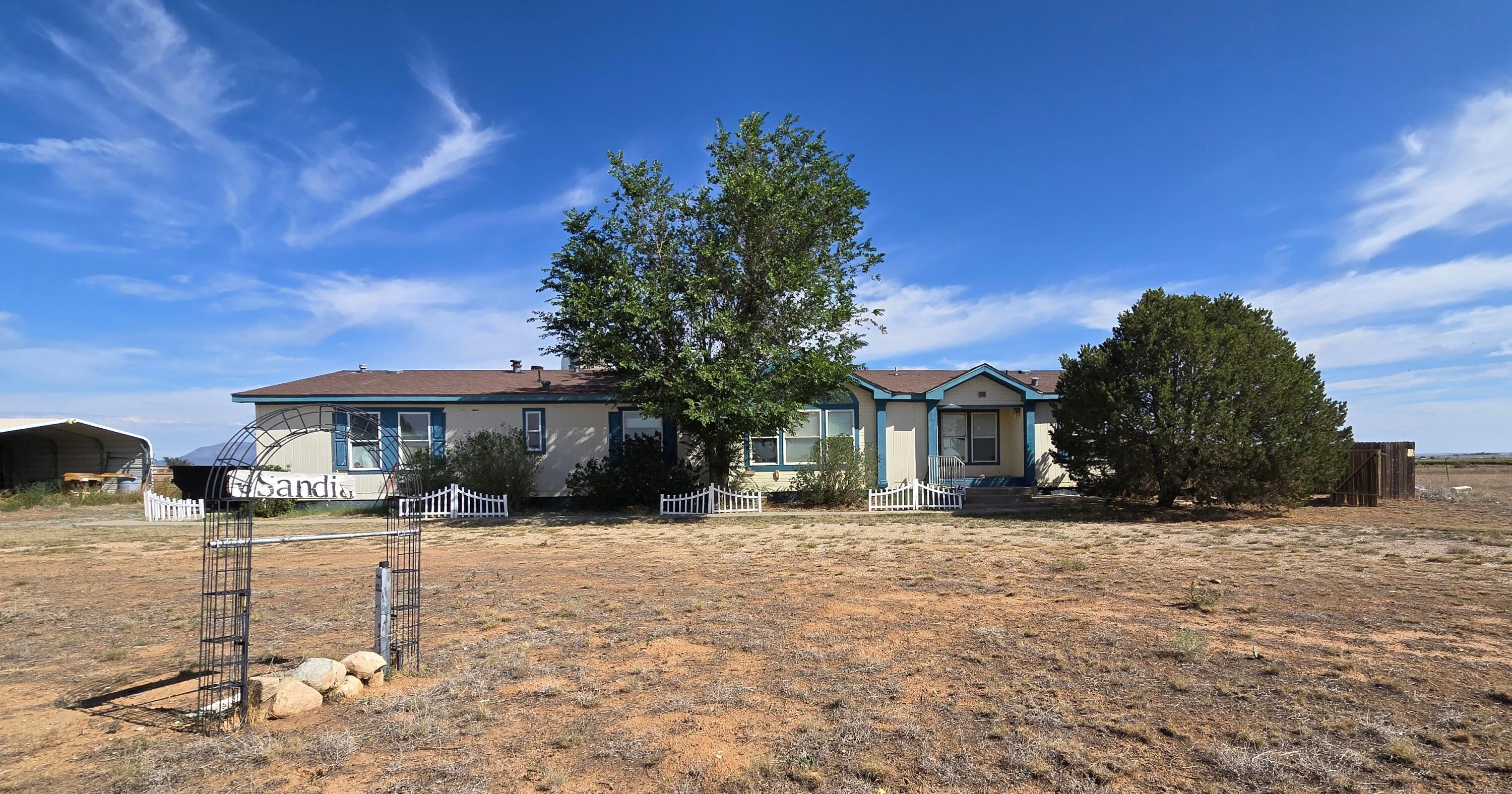 Photo 4 of Manufactured home for sale at 6 Sandia St, Moriarty, NM 87035 | MLS# 1110266 | Listing updated on 2026-09-04